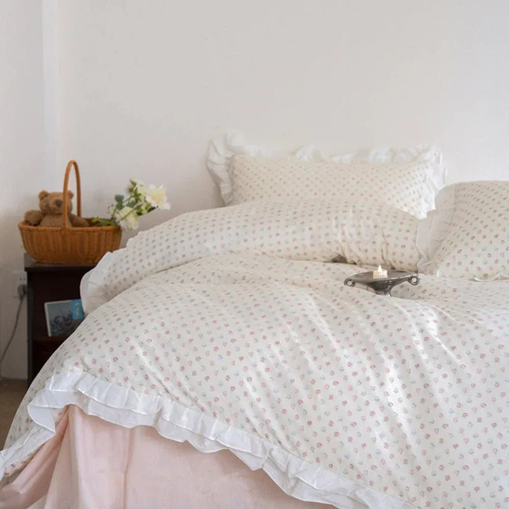 Annie Lace Ruffle Floral Bedding Set / Cream Blue, texture detail - House Of Avana