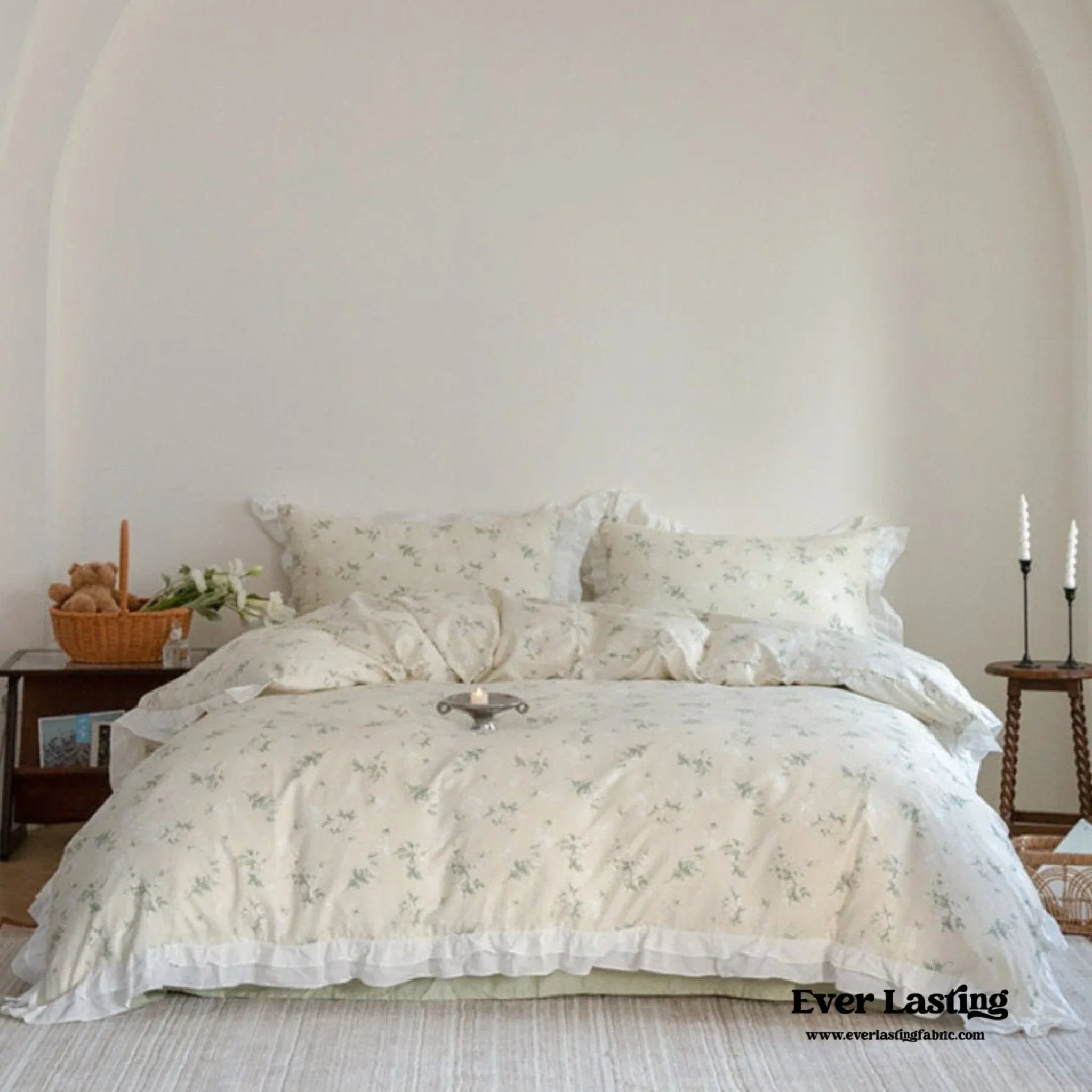 Annie Lace Ruffle Floral Bedding Set / Pink Ever Lasting