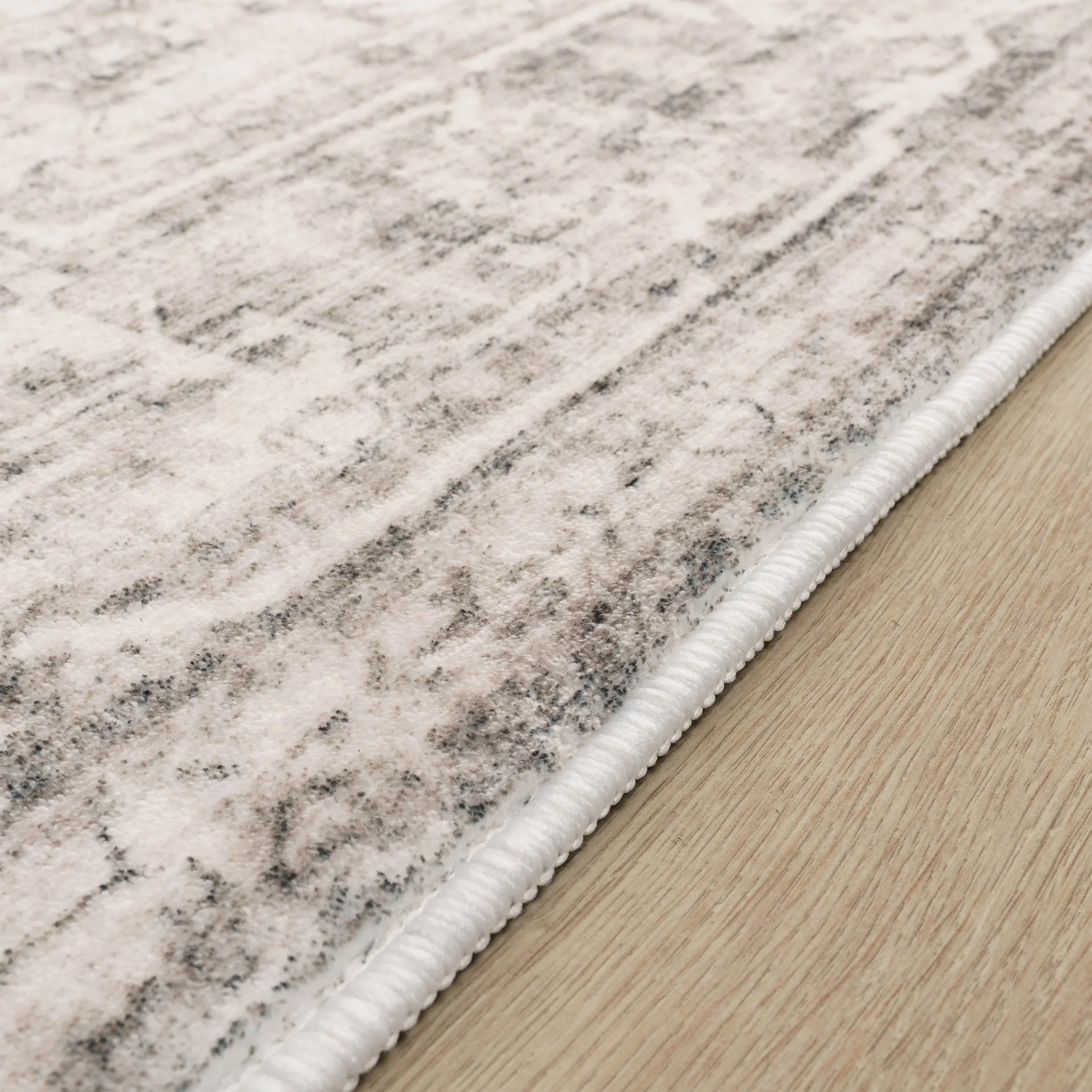 Area Rug Cambridge Vintage Design with Oriental Pattern - House of Avana