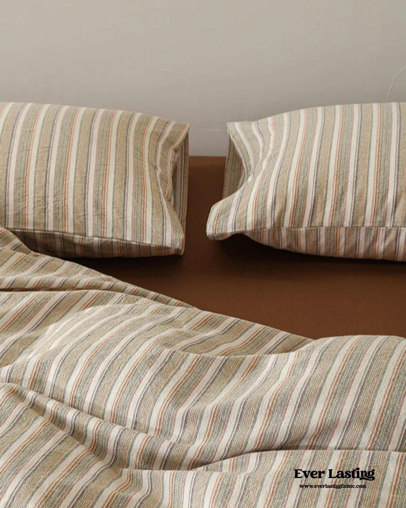 Ava Vintage Striped Cotton Bedding Set / Beige Solid Ever Lasting