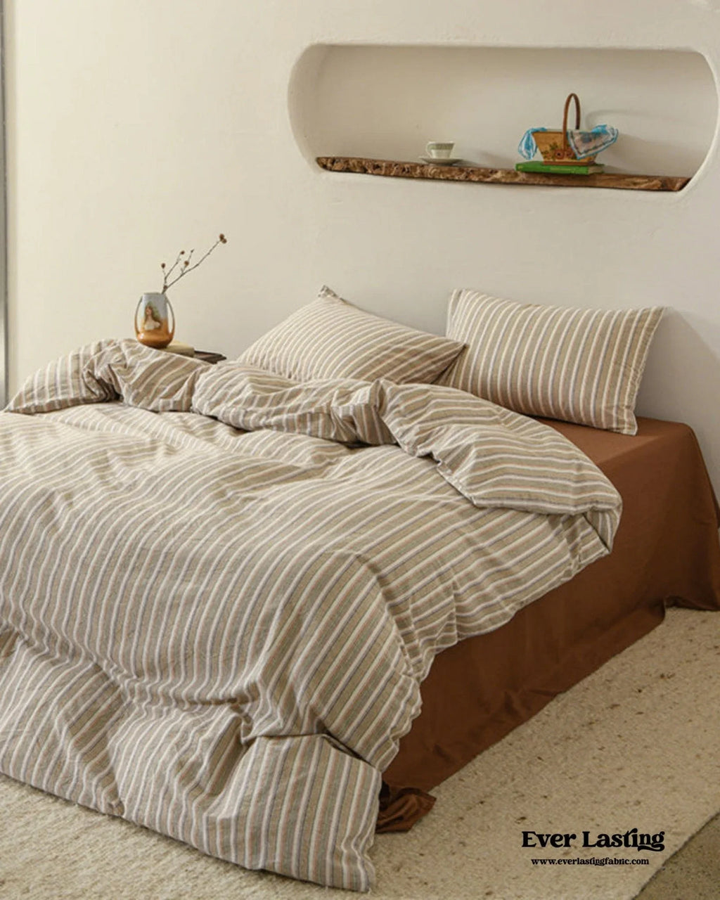 Ava Vintage Striped Cotton Bedding Set / Beige Solid Ever Lasting