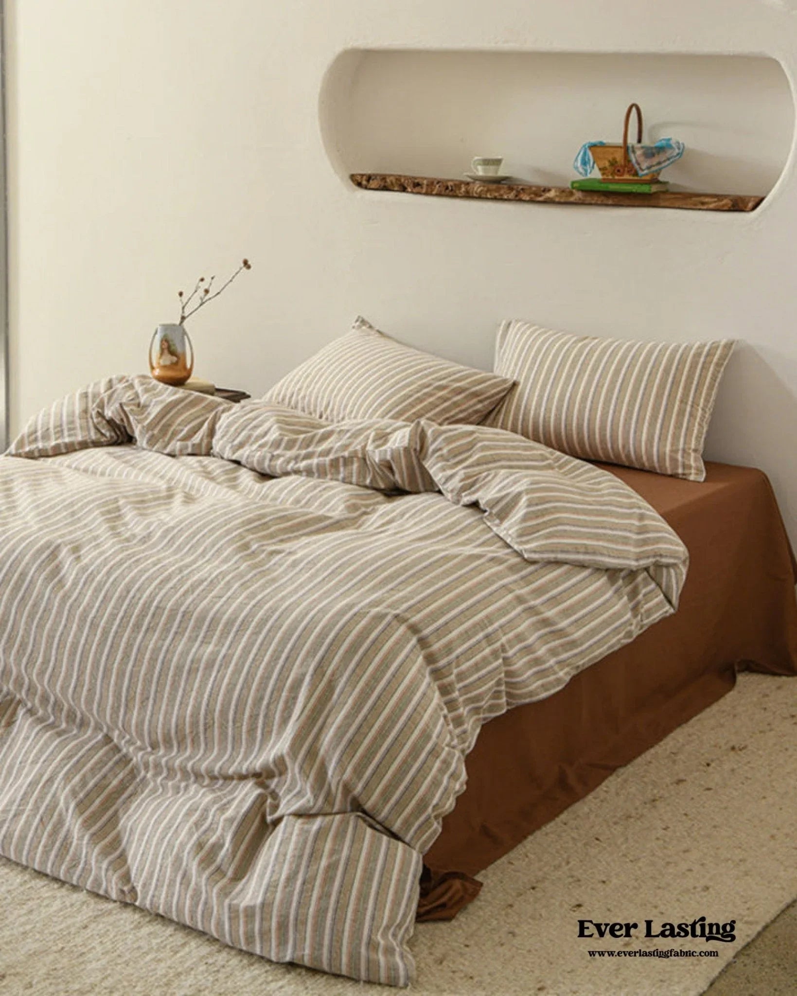 Ava Vintage Striped Cotton Bedding Set / Beige Solid Ever Lasting