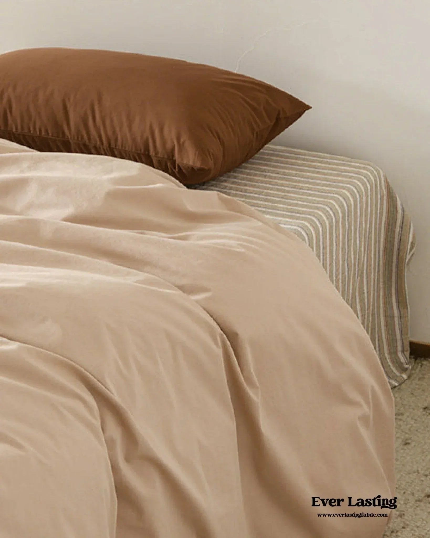 Ava Vintage Striped Cotton Bedding Set / Beige Solid, lifestyle image - House Of Avana