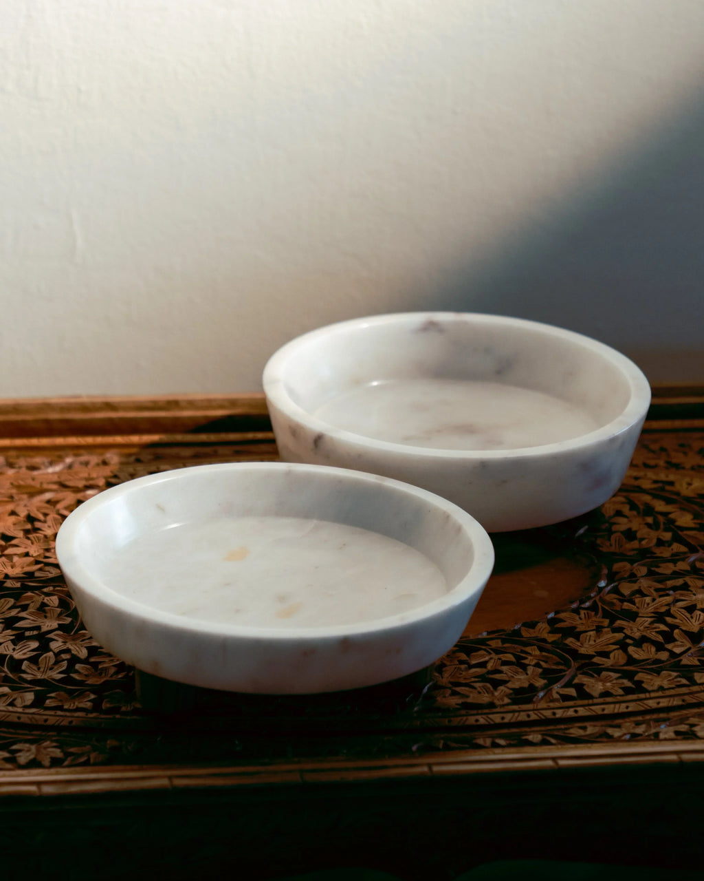 Banswara Marble Tray, back view - House Of Avana