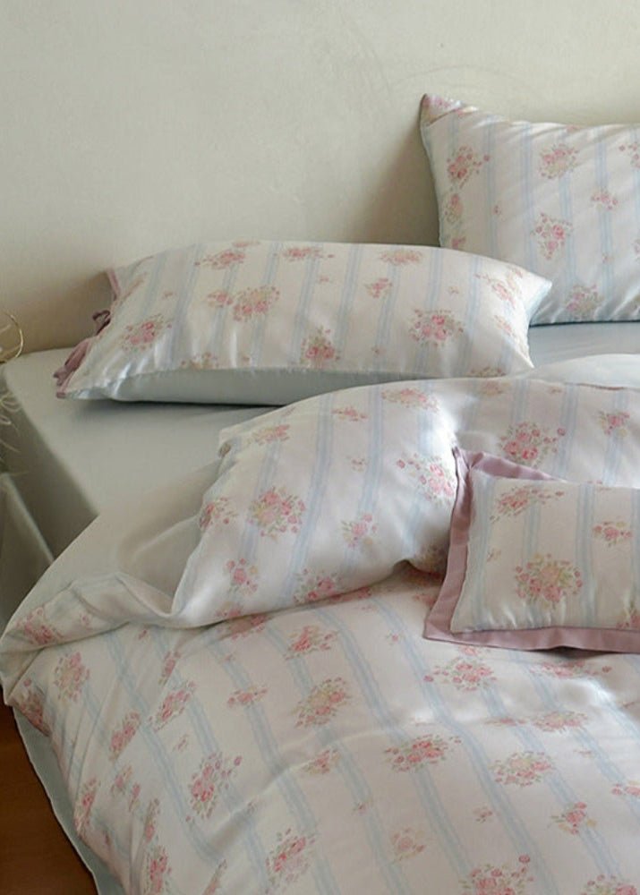 Bianca Floral Ribbon Tied TENCEL™ Bedding Set / Ivory Blue Ever Lasting