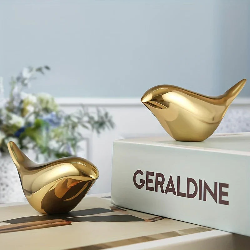 Bird Statue - Ceramic Small, top view - House Of Avana