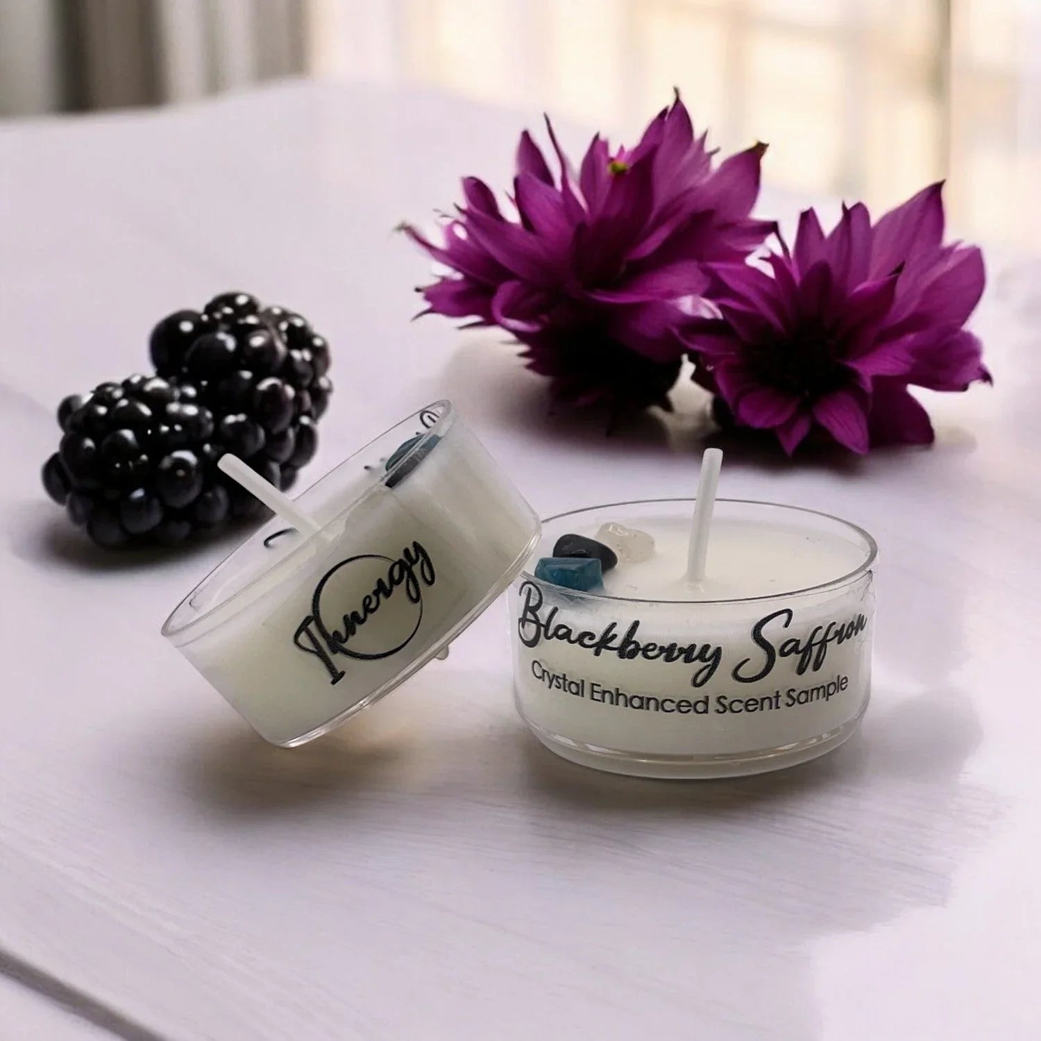 Small crystal candle in blackberry hue, coconut-soy wax tea light - House of Avana