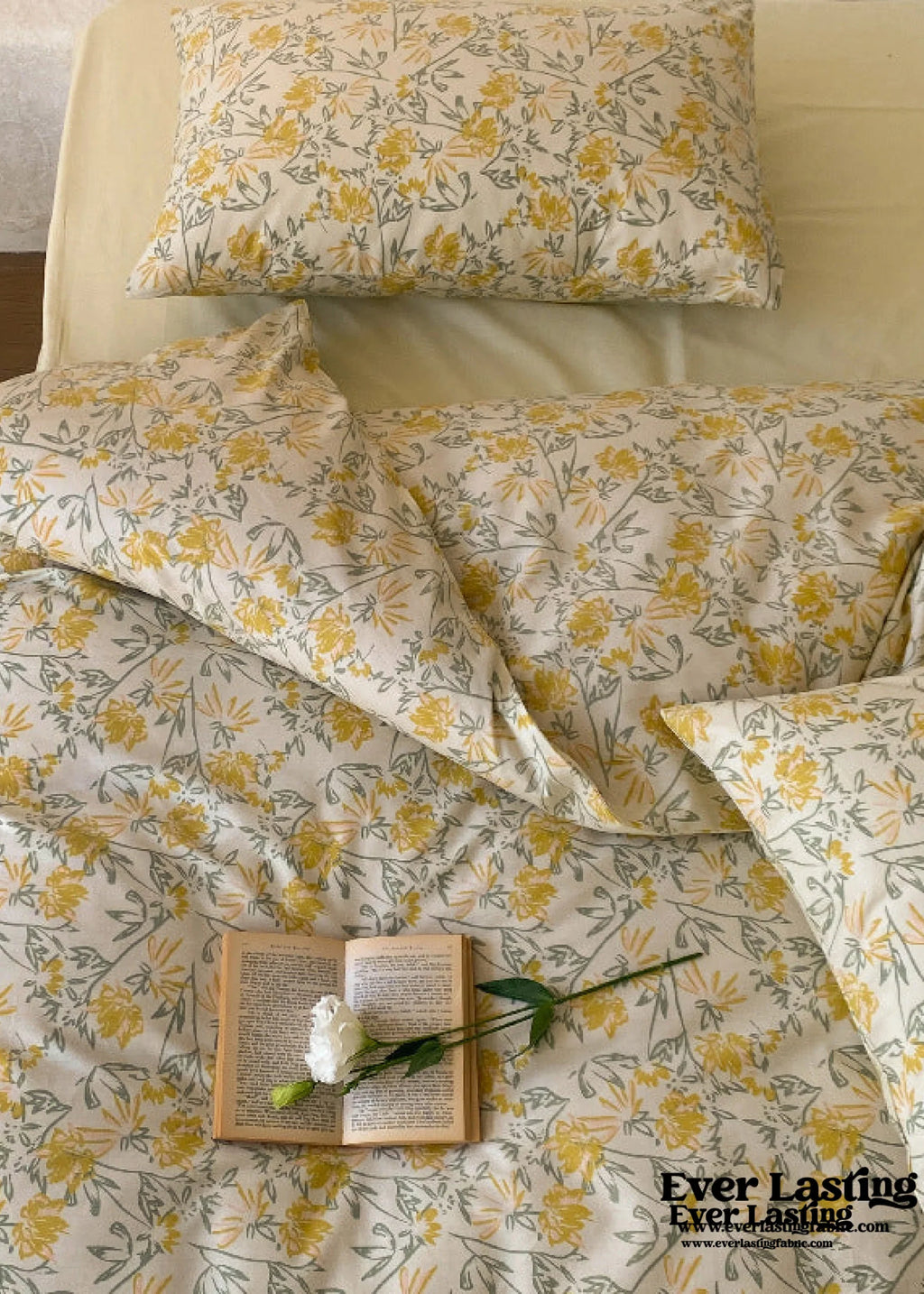 Blossom Floral Bedding Set / Blue Ever Lasting