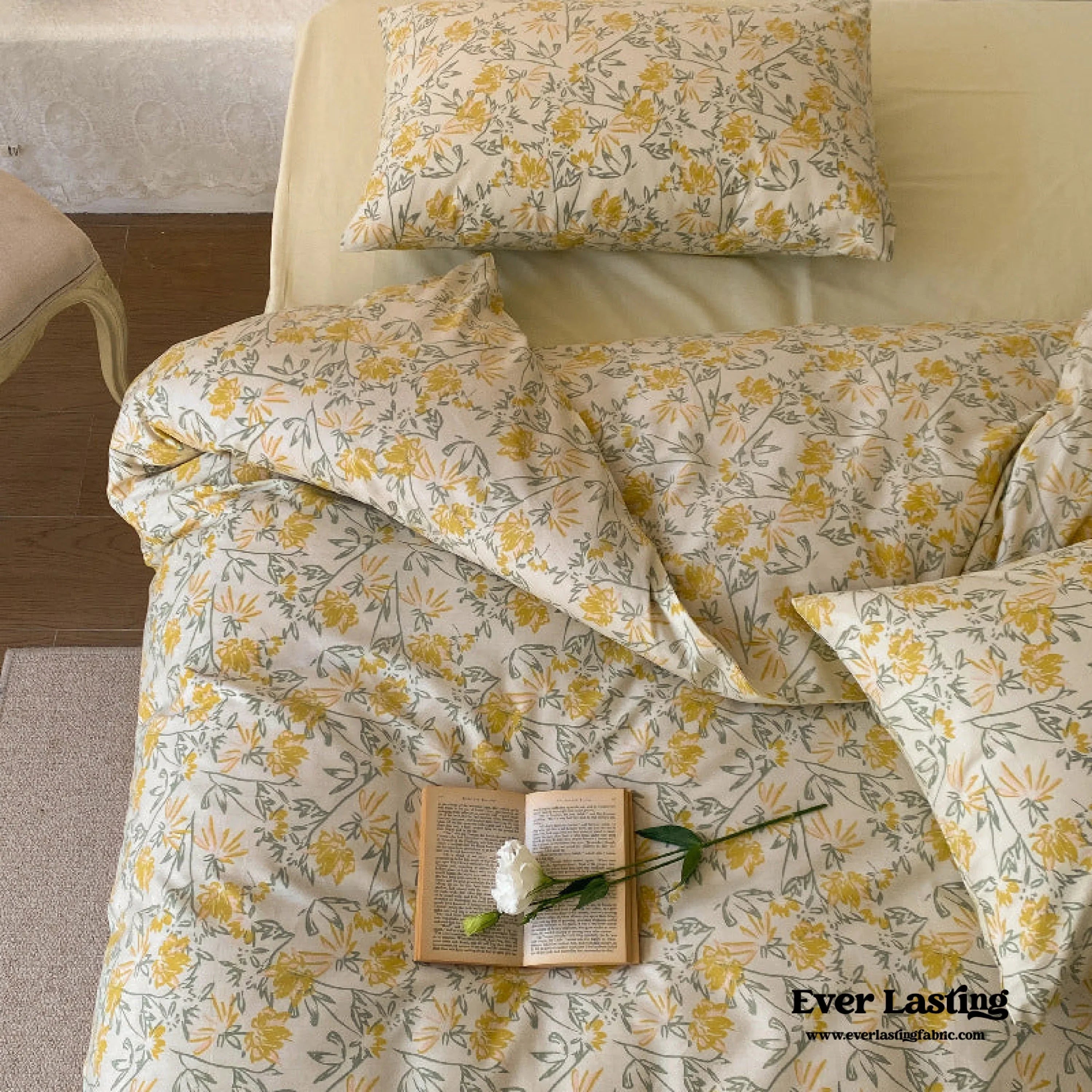 Blossom Floral Bedding Set / Orange Ever Lasting