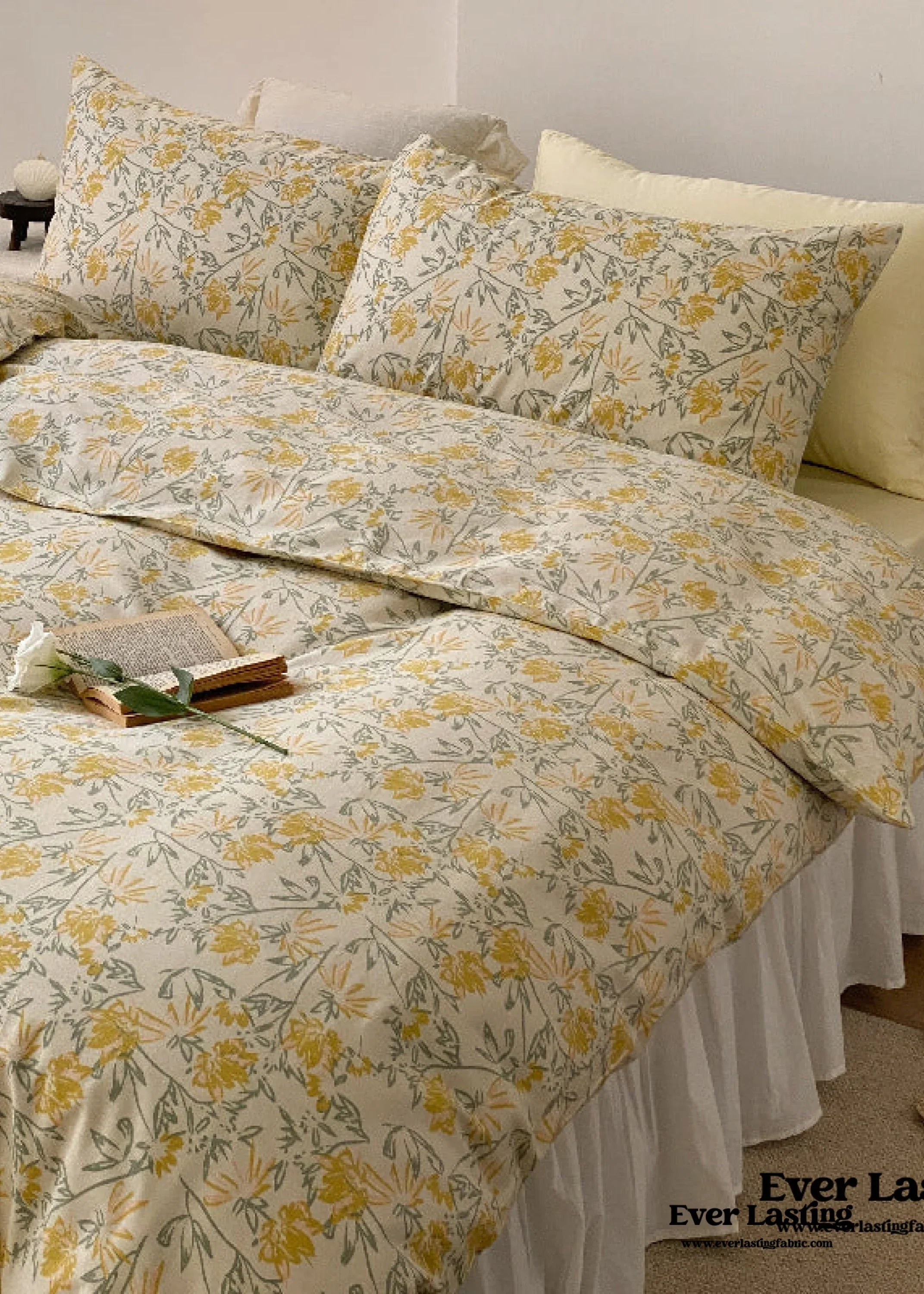 Blossom Floral Bedding Set / Orange Ever Lasting