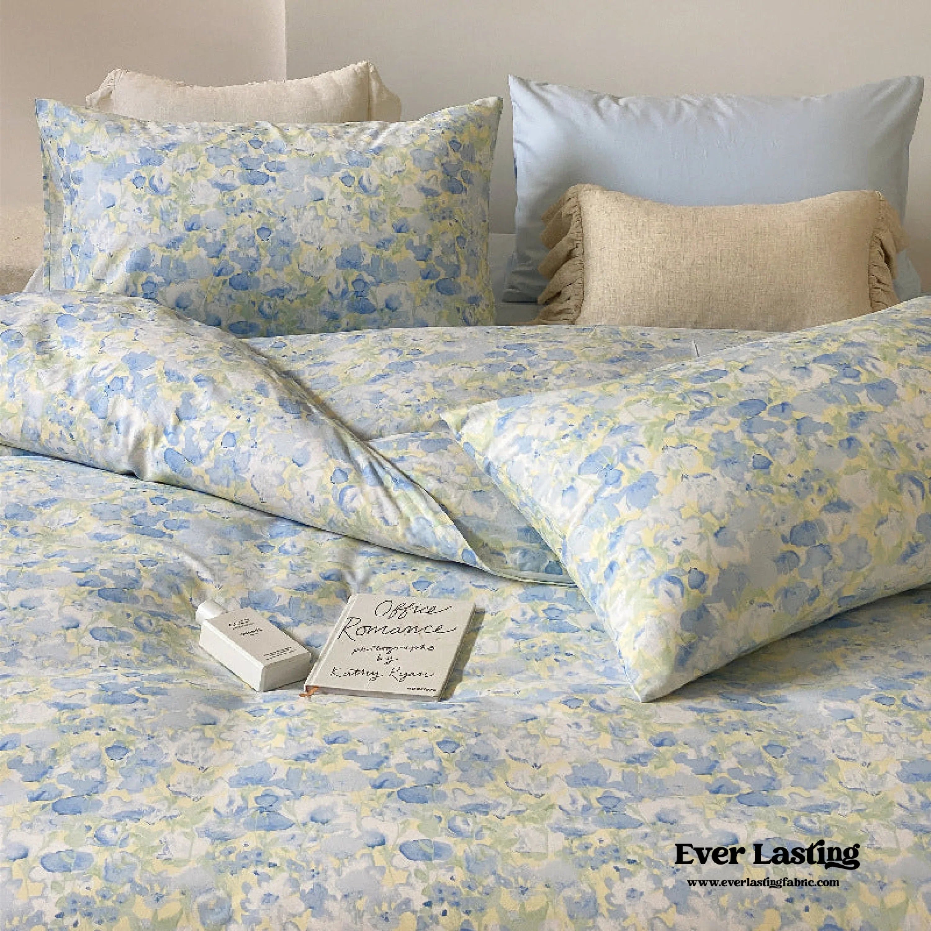Blossom Floral Bedding Set / Orange Ever Lasting