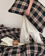 British Vintage Plaid Bedding Set / Black Ever Lasting