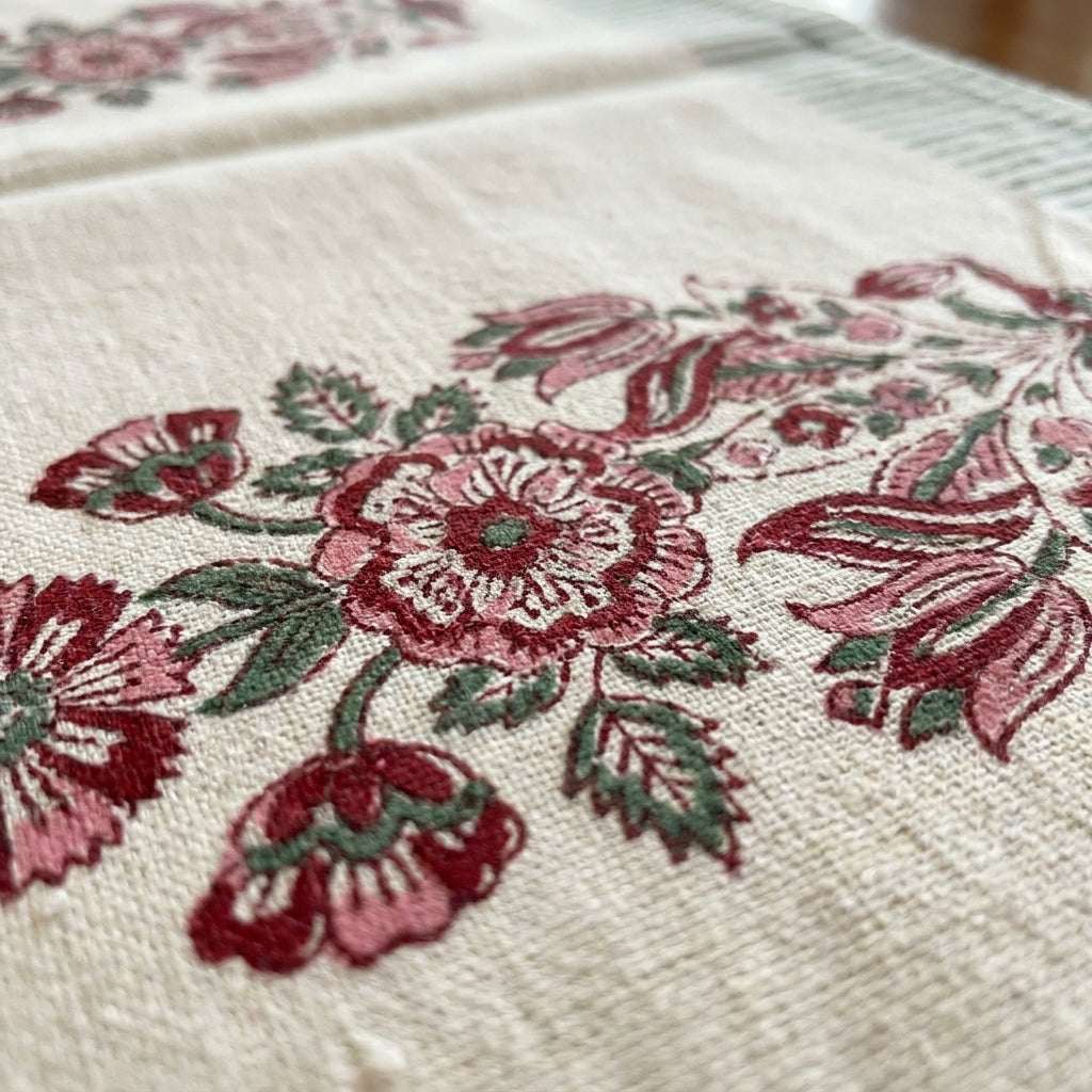 Burgundy & Charcoal Indian floral print fabric texture close-up | hand block printed table runners napkins table mats Jaipur handmade handicraft India natural colors | House of Avana [[SKU:HOA-TR-BUCH-002]]