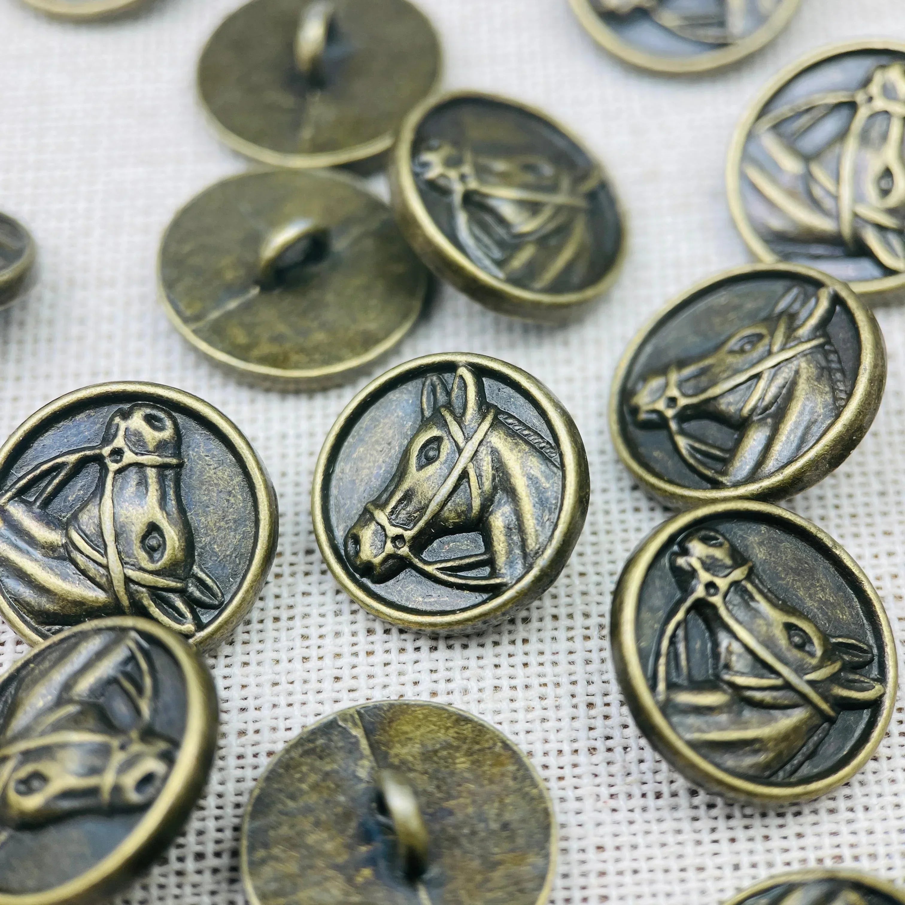Button - Vintage Bronze 15mm
