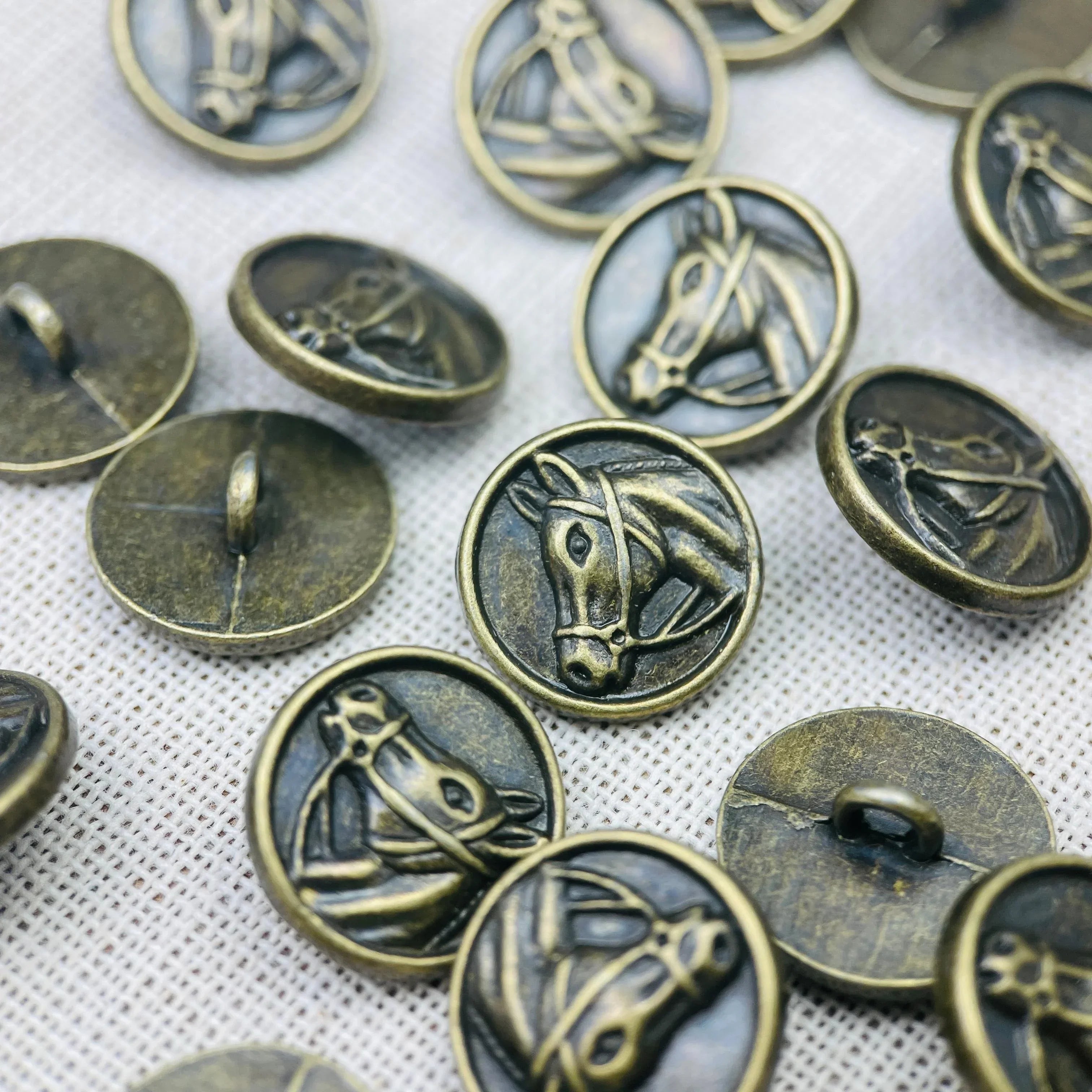 Button - Vintage Bronze 15mm