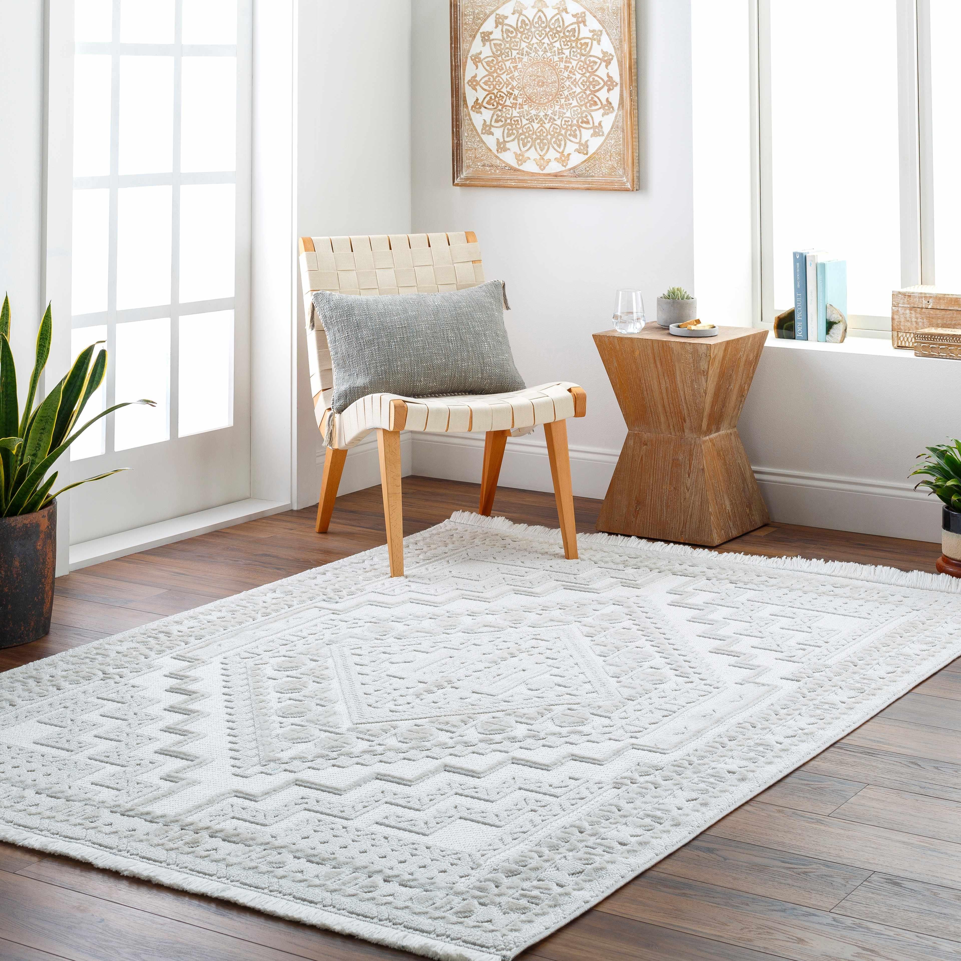 Alya White Fringe Rug Hauteloom