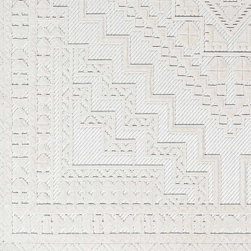 Alya White Fringe Rug Hauteloom