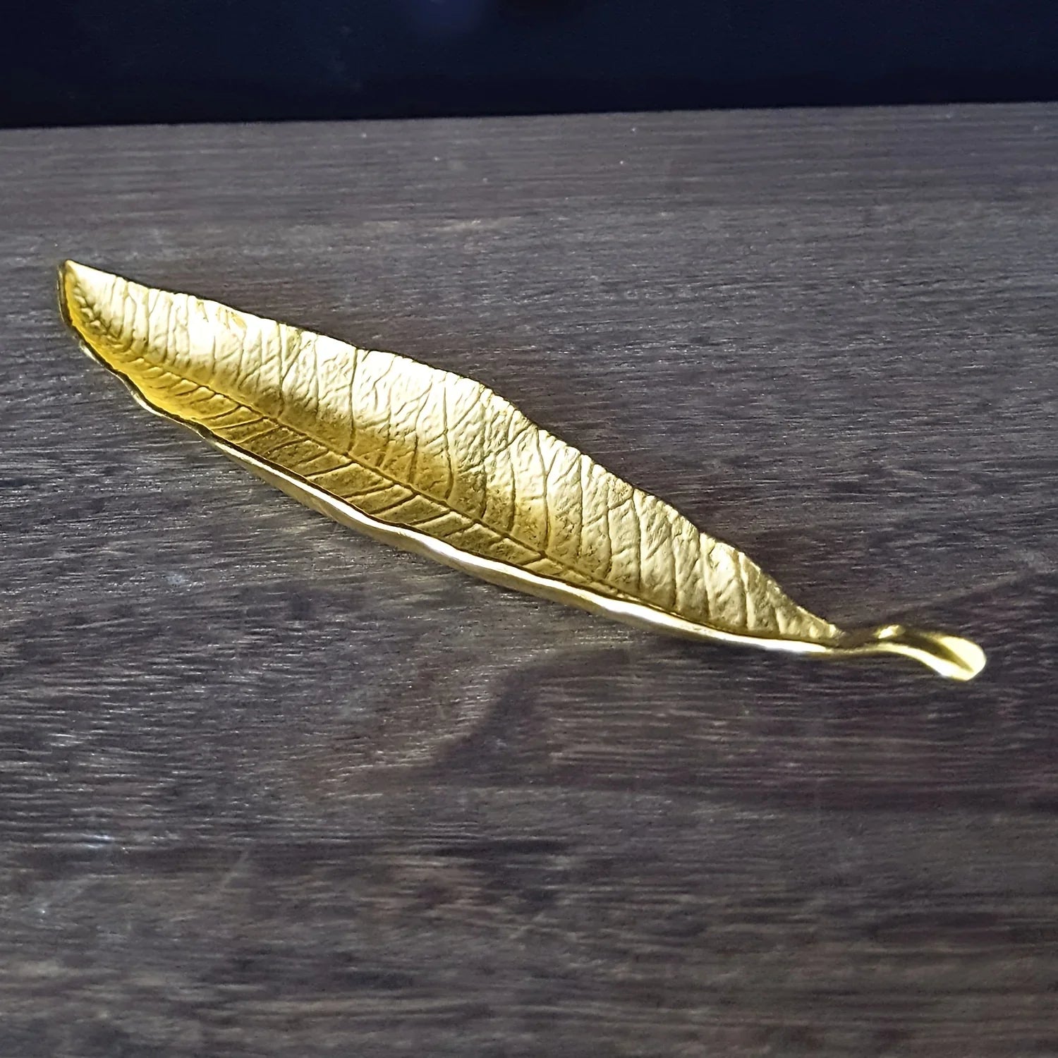 Incense Holder - Japanese Tree Leaf Design