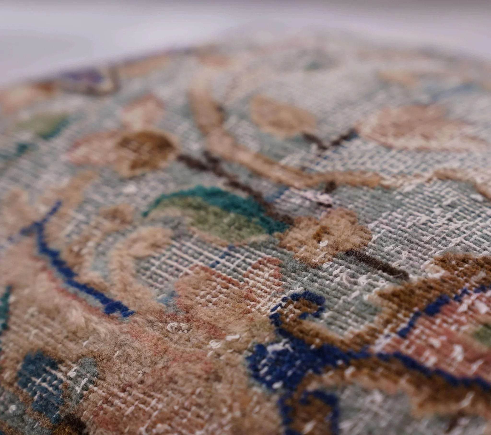 Canvello Antique Rug Light Brown Pillows - 16"x16" Canvello