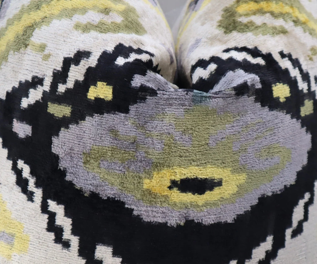 Canvello Handmade Gray Ivory Gold Velvet Throw Pillows - 20x20 Canvello