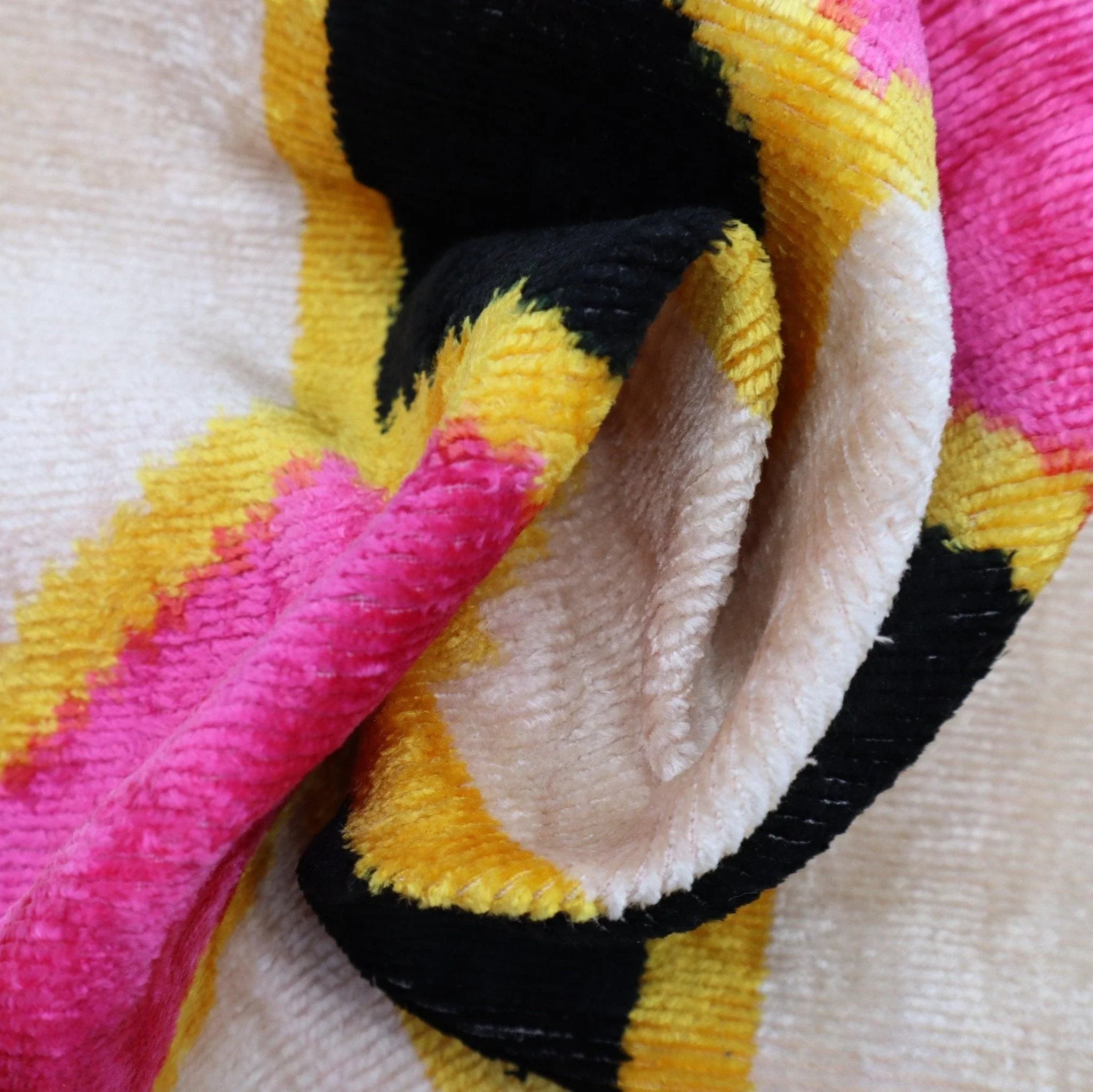 Canvello Handmade Pink Black Velvet Throw Pillow with Down Insert - 16x24 Canvello