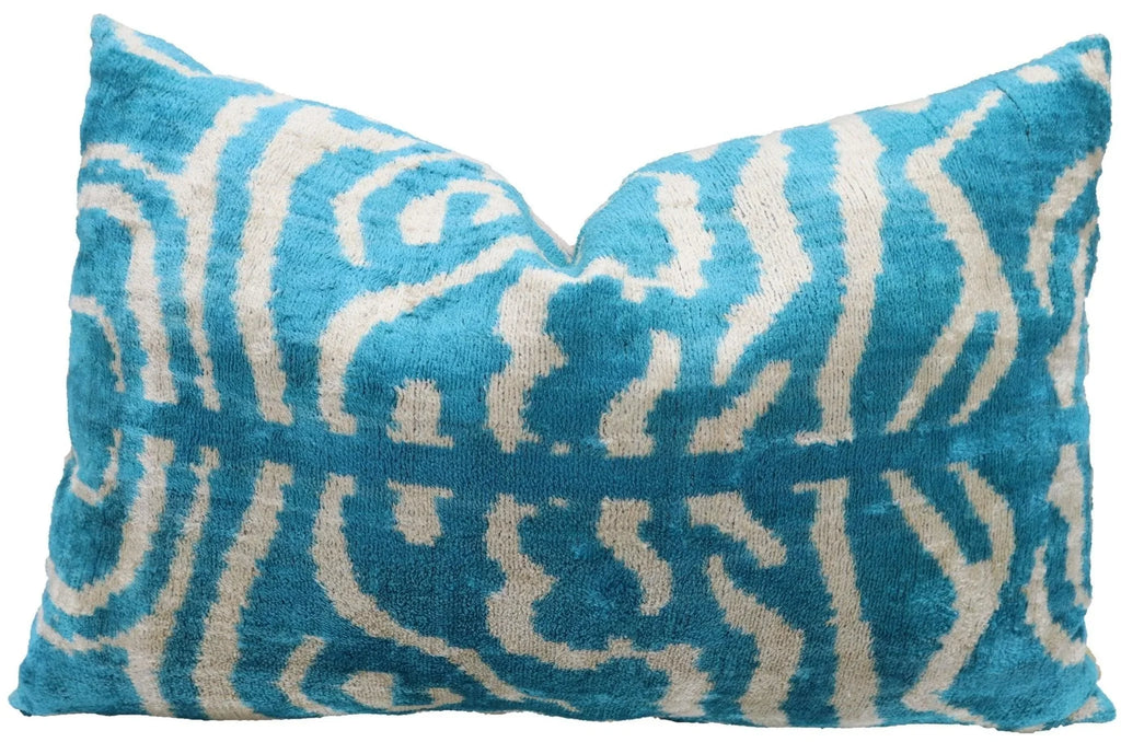 Canvello Handmade Tiger Print Blue Throw Pillows - 16X24 in Canvello