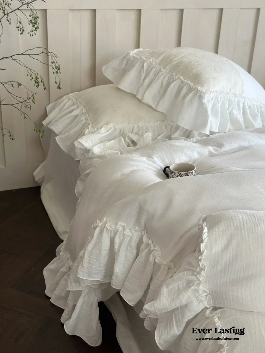 Celeste Soft Lace Embroidered Ruffle Bedding Set / Pink Ever Lasting