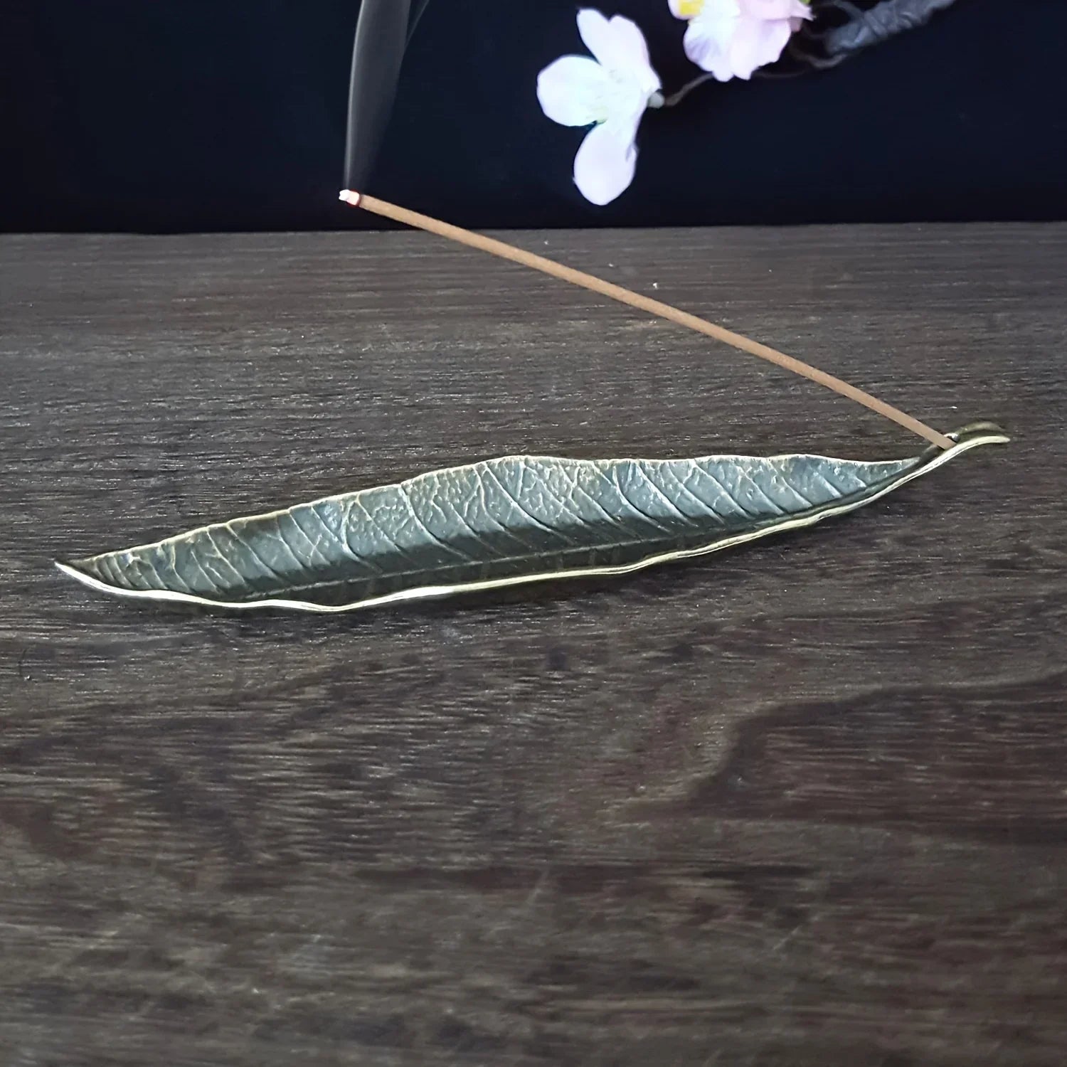 Ceramic Incense Holder - Japanese Tree Leaf Design