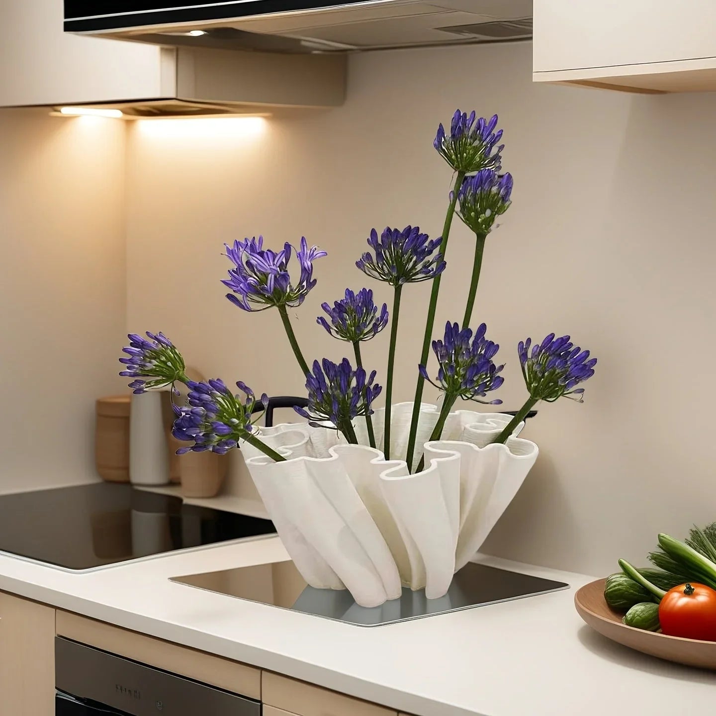 White ceramic vase with 3D printed geometric design, sturdy base - House of Avana