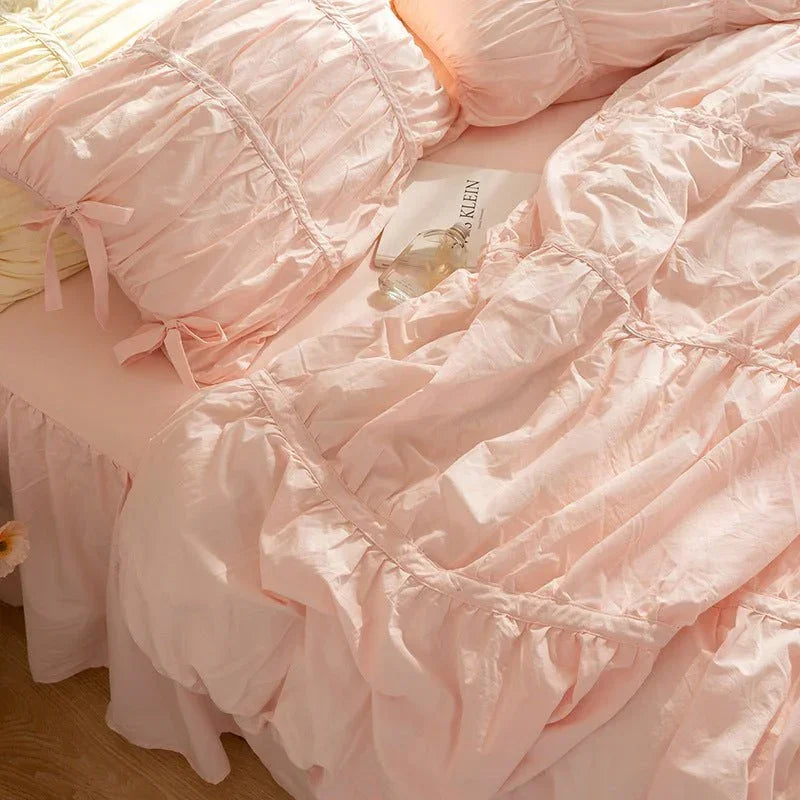 Coquette Ruffle Bedding Set with Ties / White Ever Lasting
