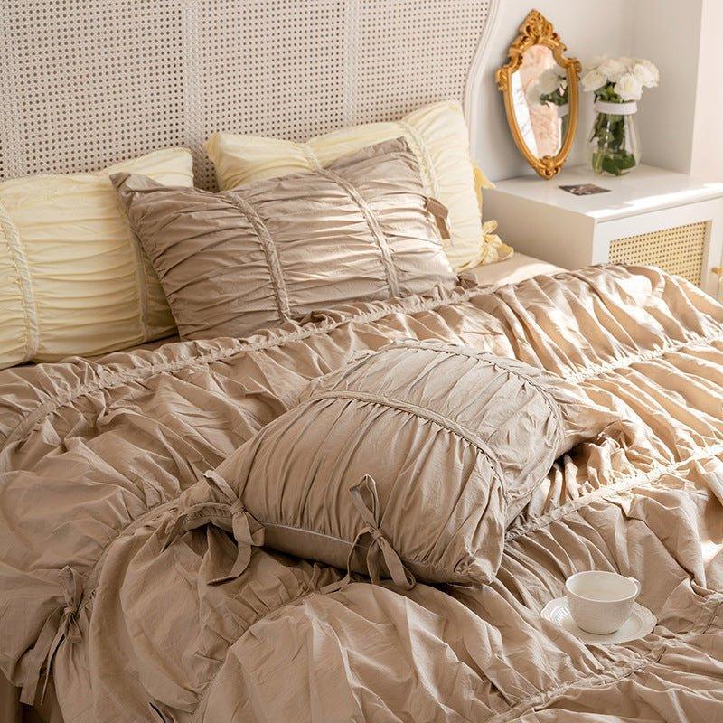 Coquette Ruffle Bedding Set with Ties / White Ever Lasting