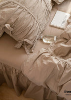 Coquette Ruffle Bedding Set with Ties / White Ever Lasting