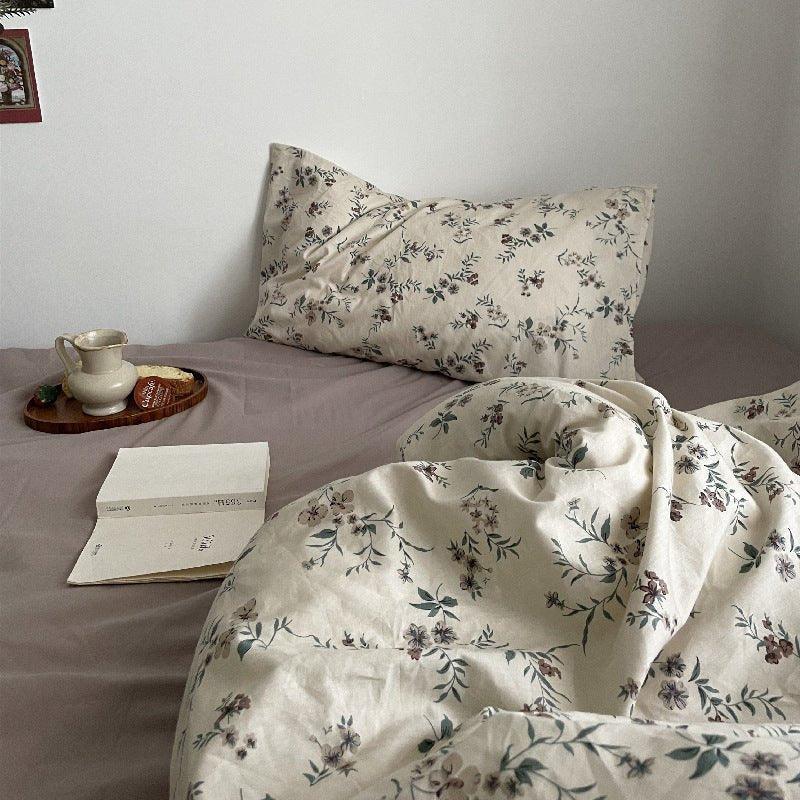 Cottage Floral Bedding Set / Dusty Purple Ever Lasting