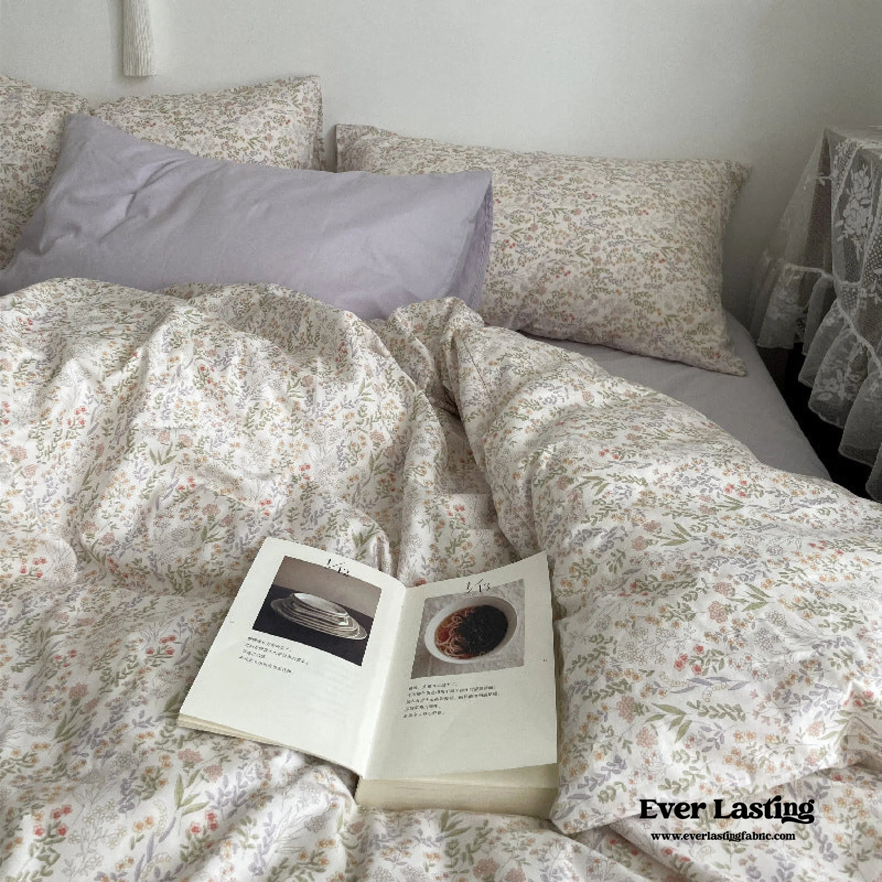 Cottage Floral Bedding Set / Lilac Purple Ever Lasting