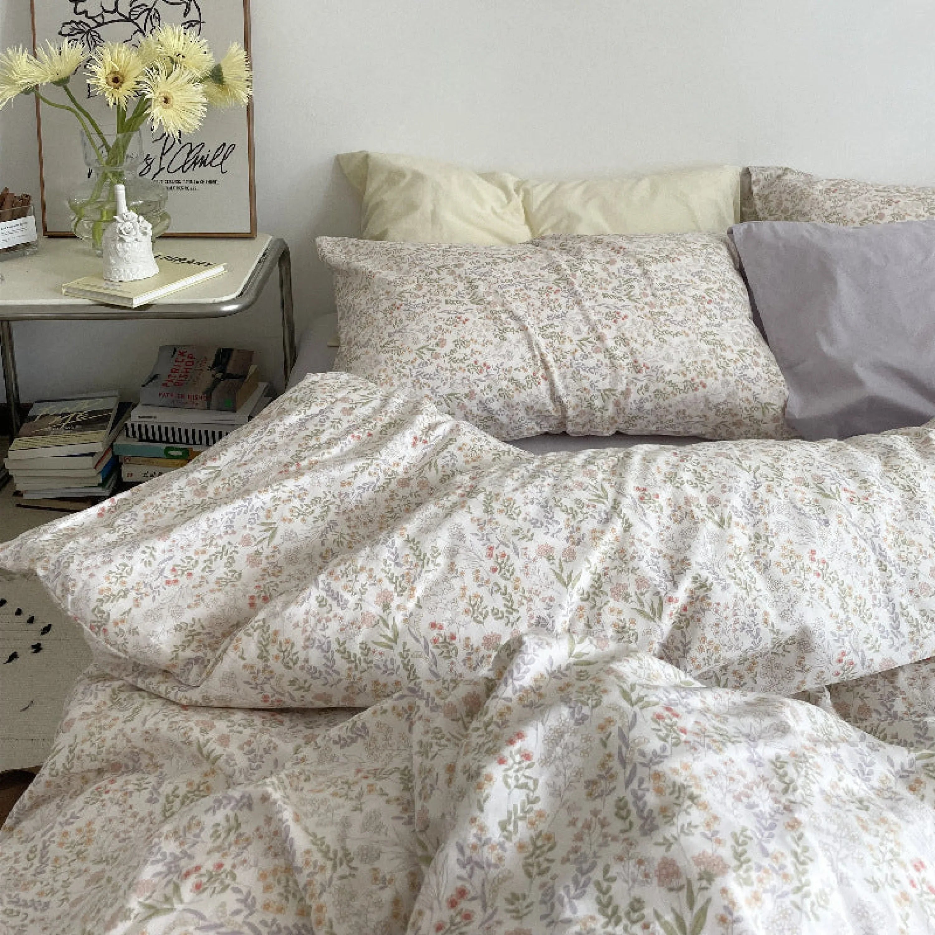 Cottage Floral Bedding Set / Lilac Purple Ever Lasting