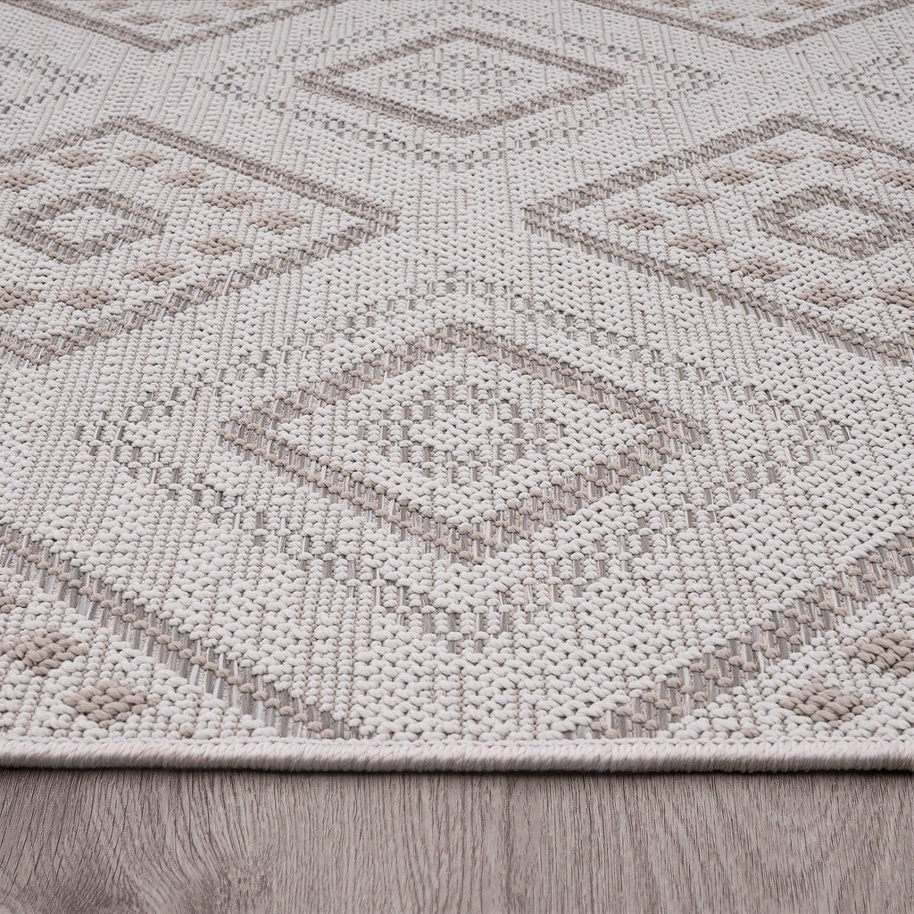 Outdoor Rug for Patio or Balcony Modern Flatweave Boho Trellis in Cream Beige, side view - House Of Avana