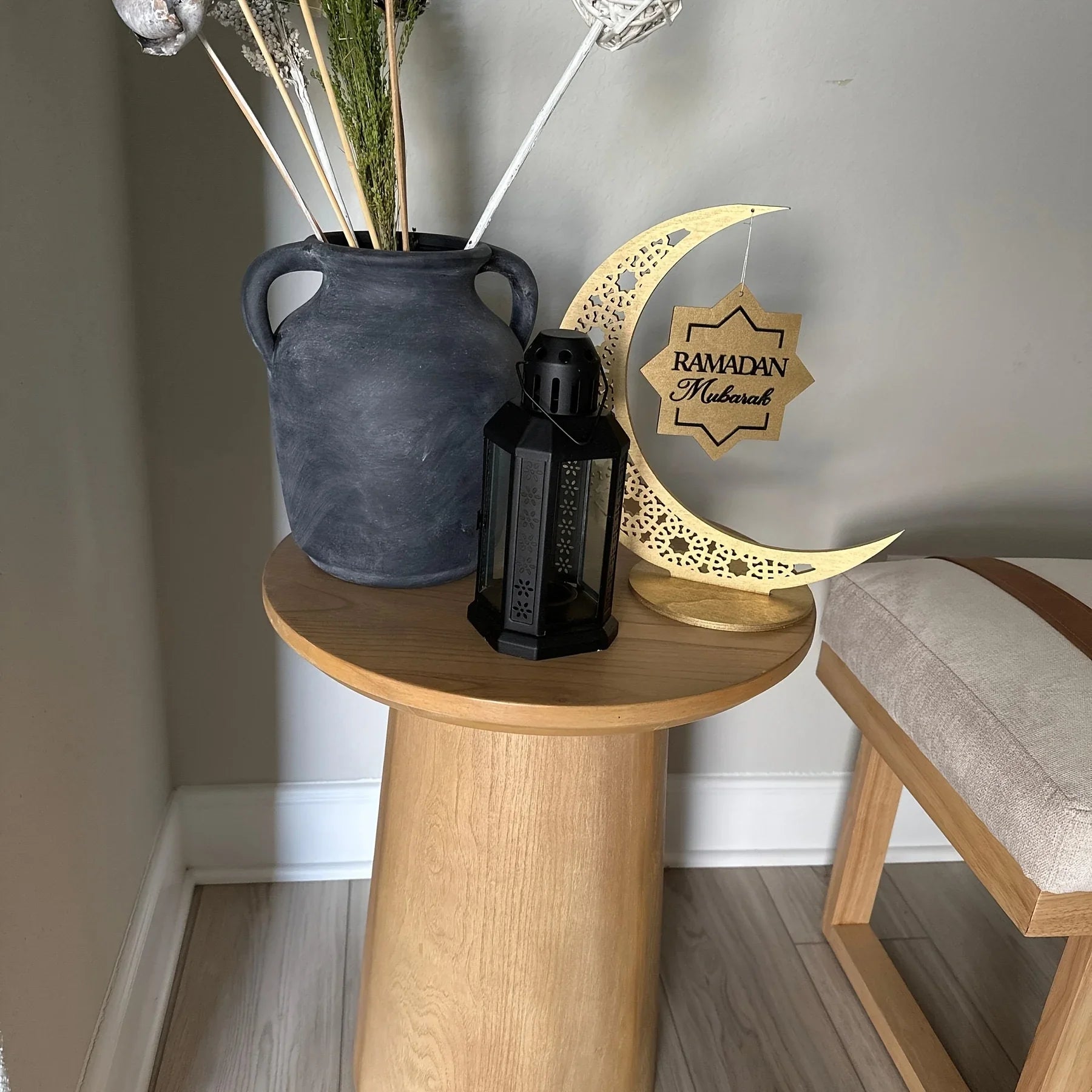 Islamic Ramadan & Eid Decorations - Elegant Crescent Moon Lantern - with Ramadan Mubarak Sign - Golden & Brown Islamic Wooden Decoration for Ramadan, Eid, Ramadan Karim - Home, Office, Mosque - Ramadan Kareem Gift - Durable W House Of Avana