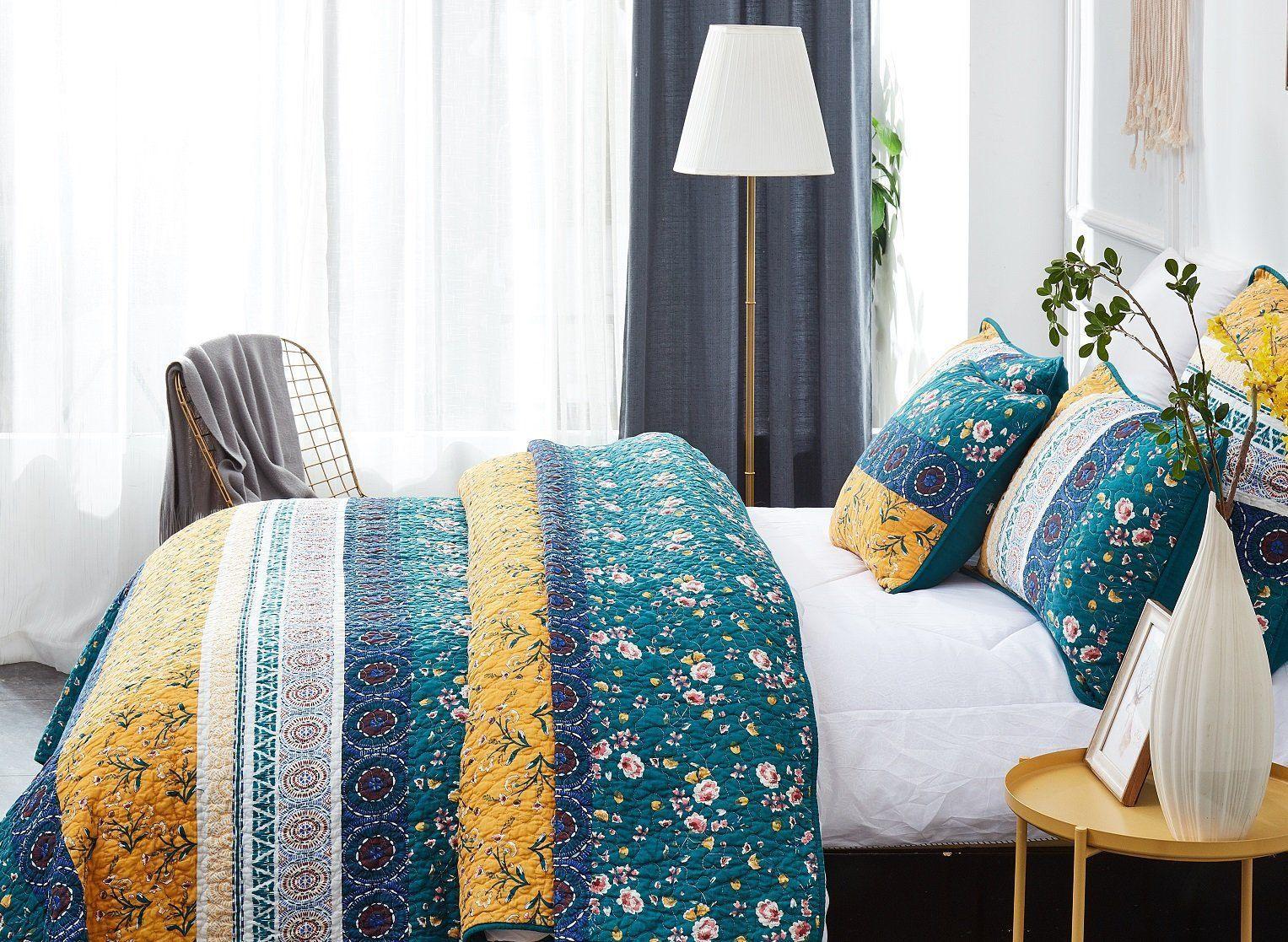 DaDa Bedding Bohemian Patchwork Bed of Wild Flowers Floral Gardenia Green Bedspread Set (JHW-886) DaDalogy Bedding Collection