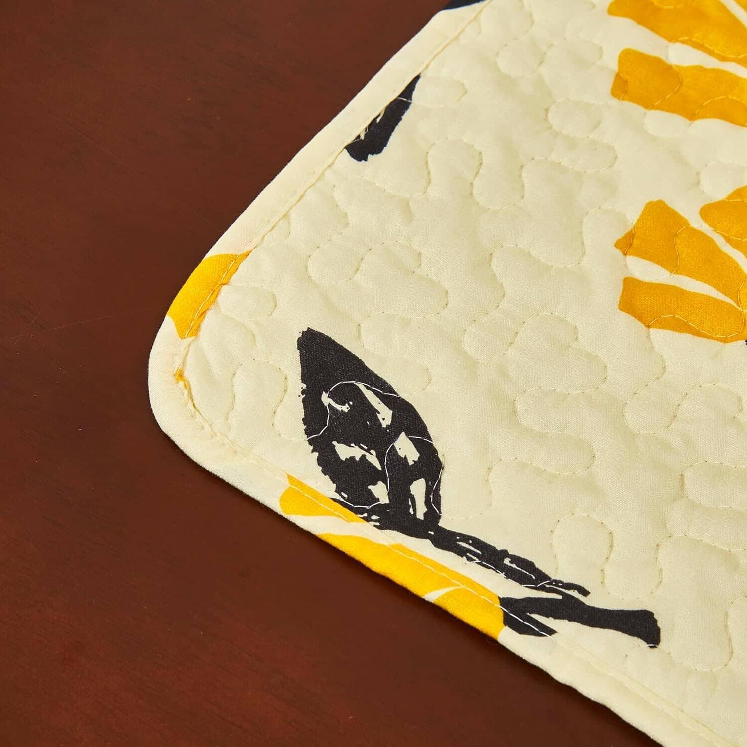 DaDa Bedding Botanical Floral Dining Table Placemats - Set of 4-Pieces Quilted Ivory with Yellow Fleur Golden Orange Spring Time Tulips - 13 x 19