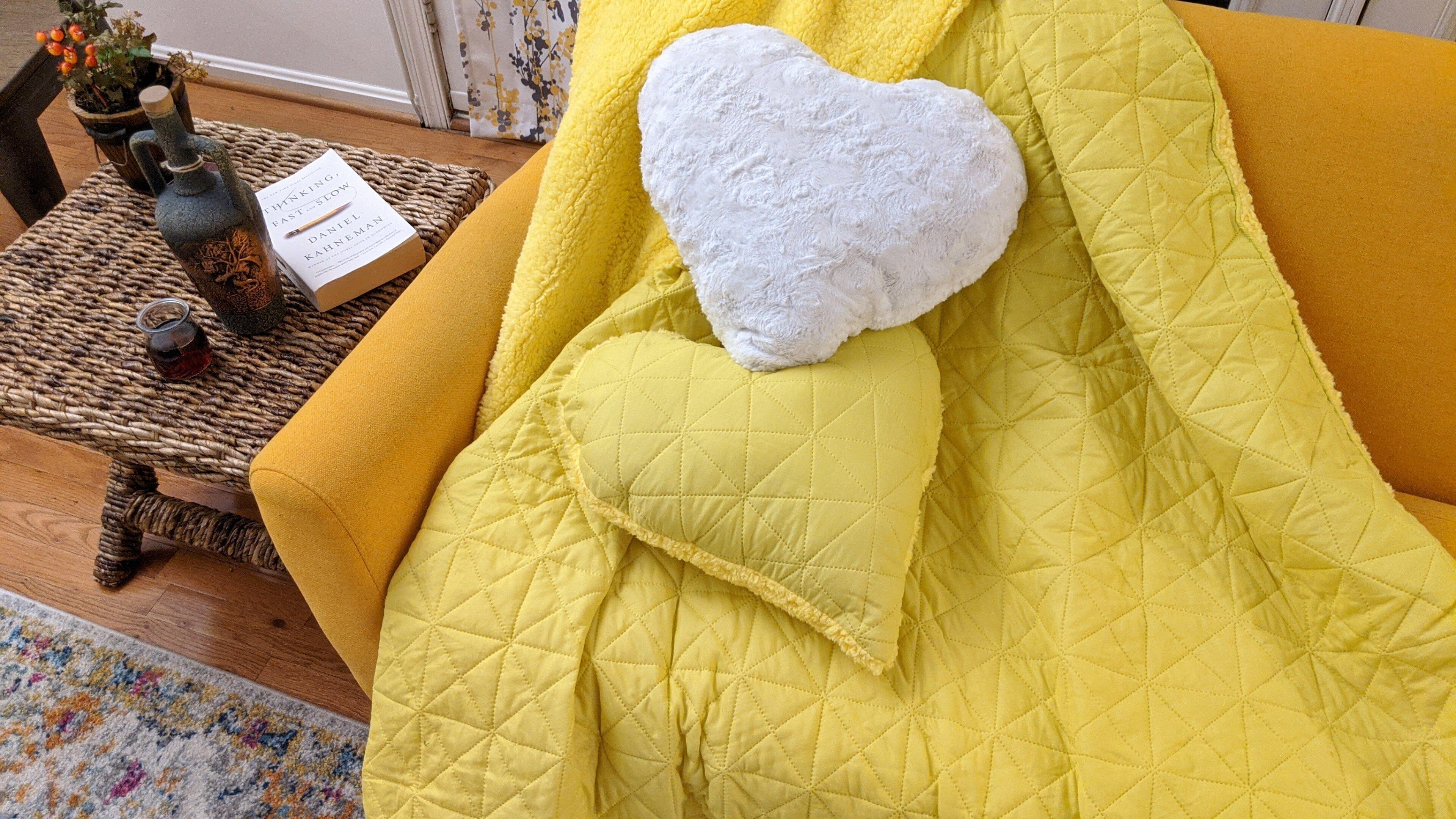 DaDa Bedding Happy Sunny Yellow Bright Quilted Ultra Sonic Reversible Throw Blanket Bedspread (BJ0107) DaDalogy Bedding Collection