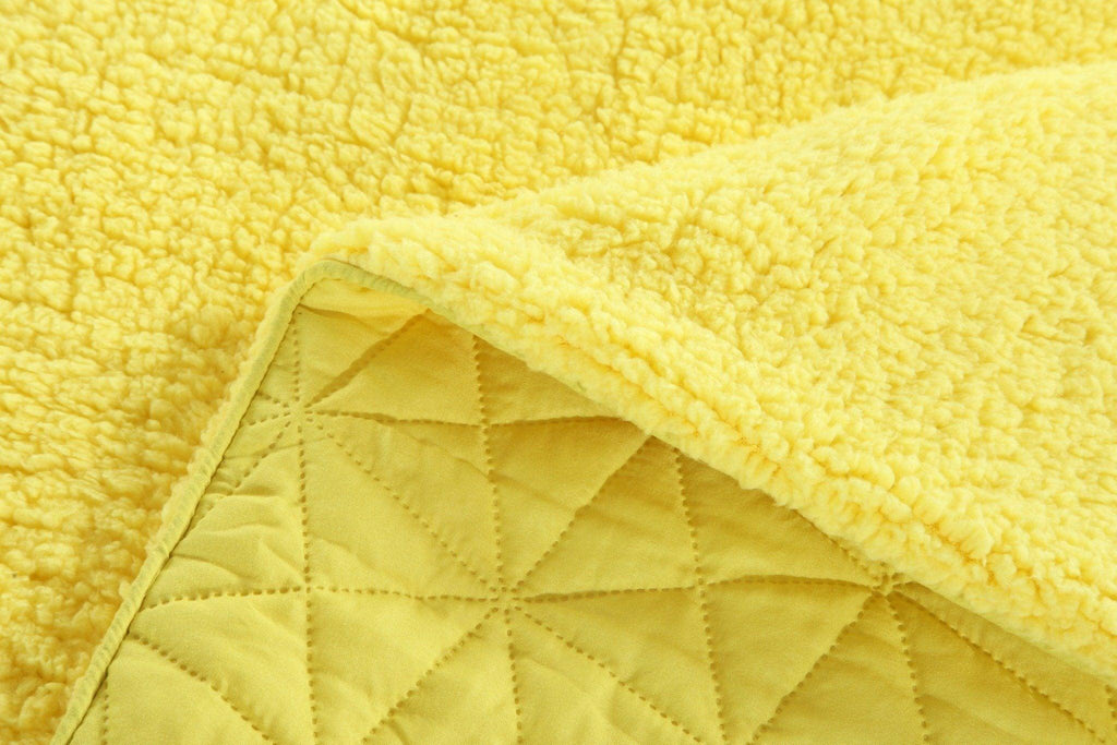 DaDa Bedding Happy Sunny Yellow Bright Quilted Ultra Sonic Reversible Throw Blanket Bedspread (BJ0107) DaDalogy Bedding Collection