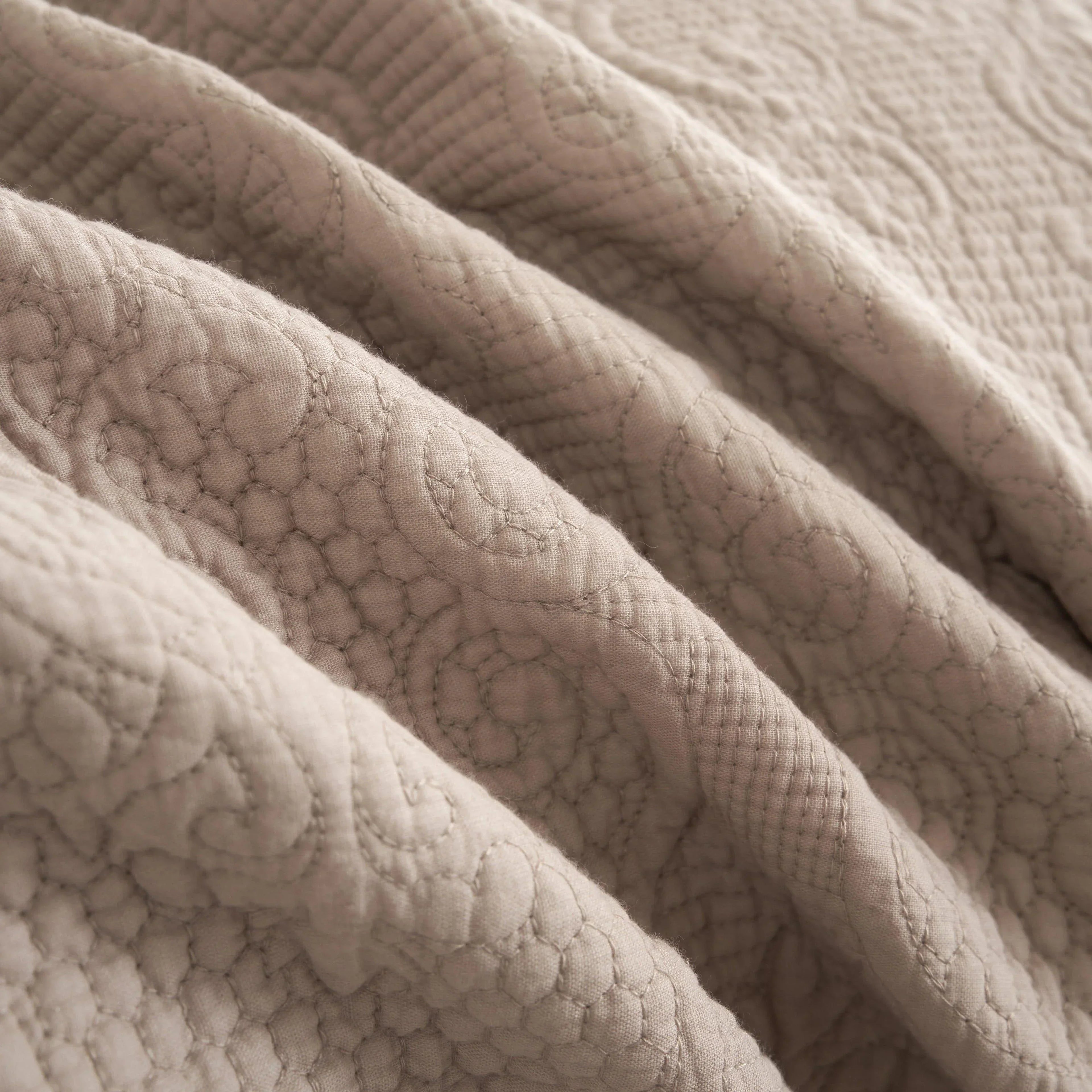 DaDa Bedding Neutral Taupe Beige Sandy Elegant Matelasse Cotton Quilted Bedspread Set (JHW-585) DaDalogy Bedding Collection