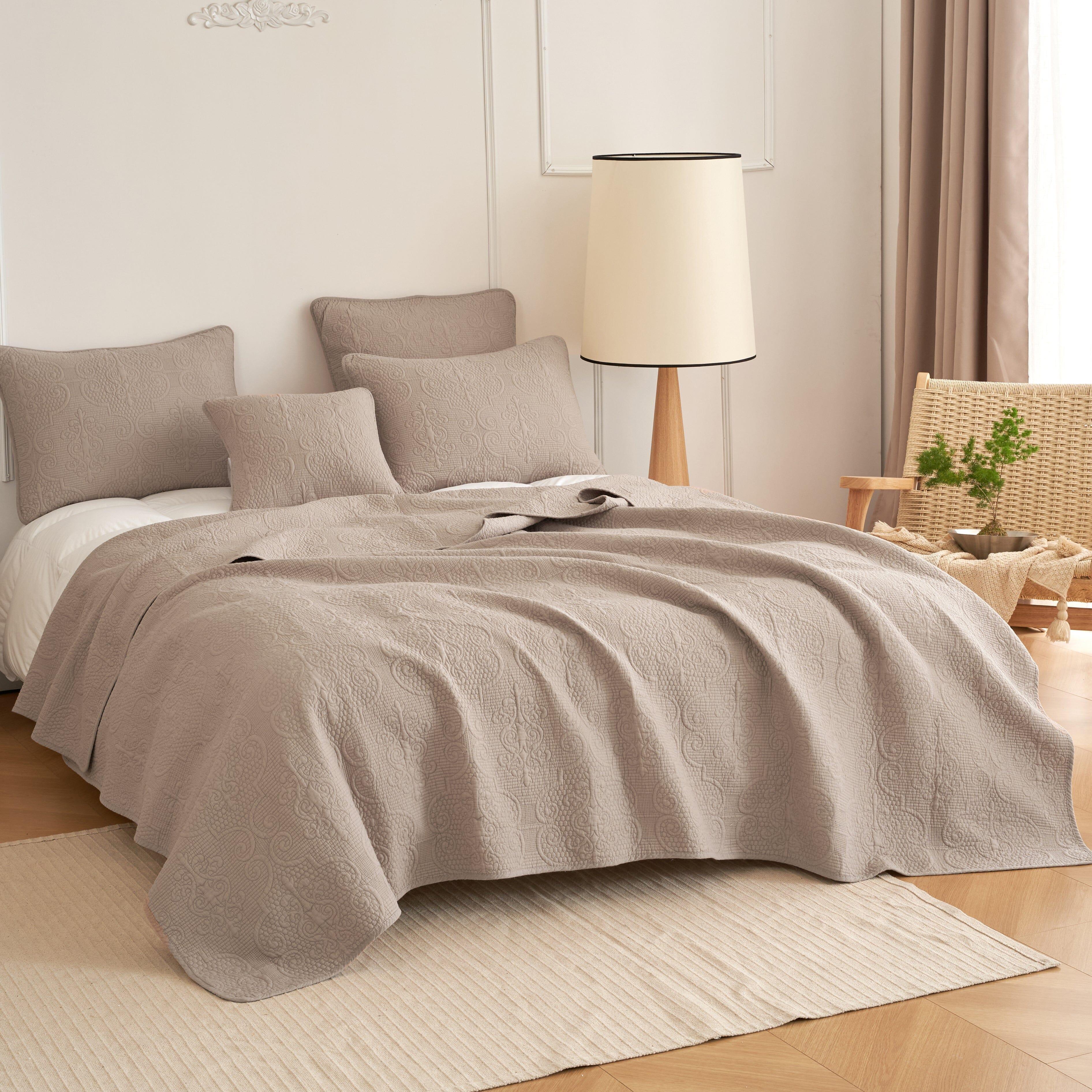 DaDa Bedding Neutral Taupe Beige Sandy Elegant Matelasse Cotton Quilted Bedspread Set (JHW-585) DaDalogy Bedding Collection