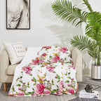 DaDa Bedding Romantic Roses Floral Throw Blanket - Lovely Spring Pink & White Scalloped Colorful Lightweight Breathable - Bright Vibrant Quilted Throw Blanket - 50 x 60