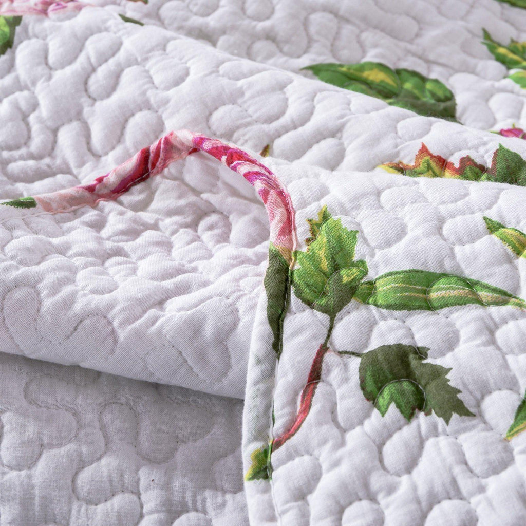 DaDa Bedding Romantic Roses Lovely Spring Pink Floral Quilted Scalloped Bedspread Set (JHW879) DaDalogy Bedding Collection