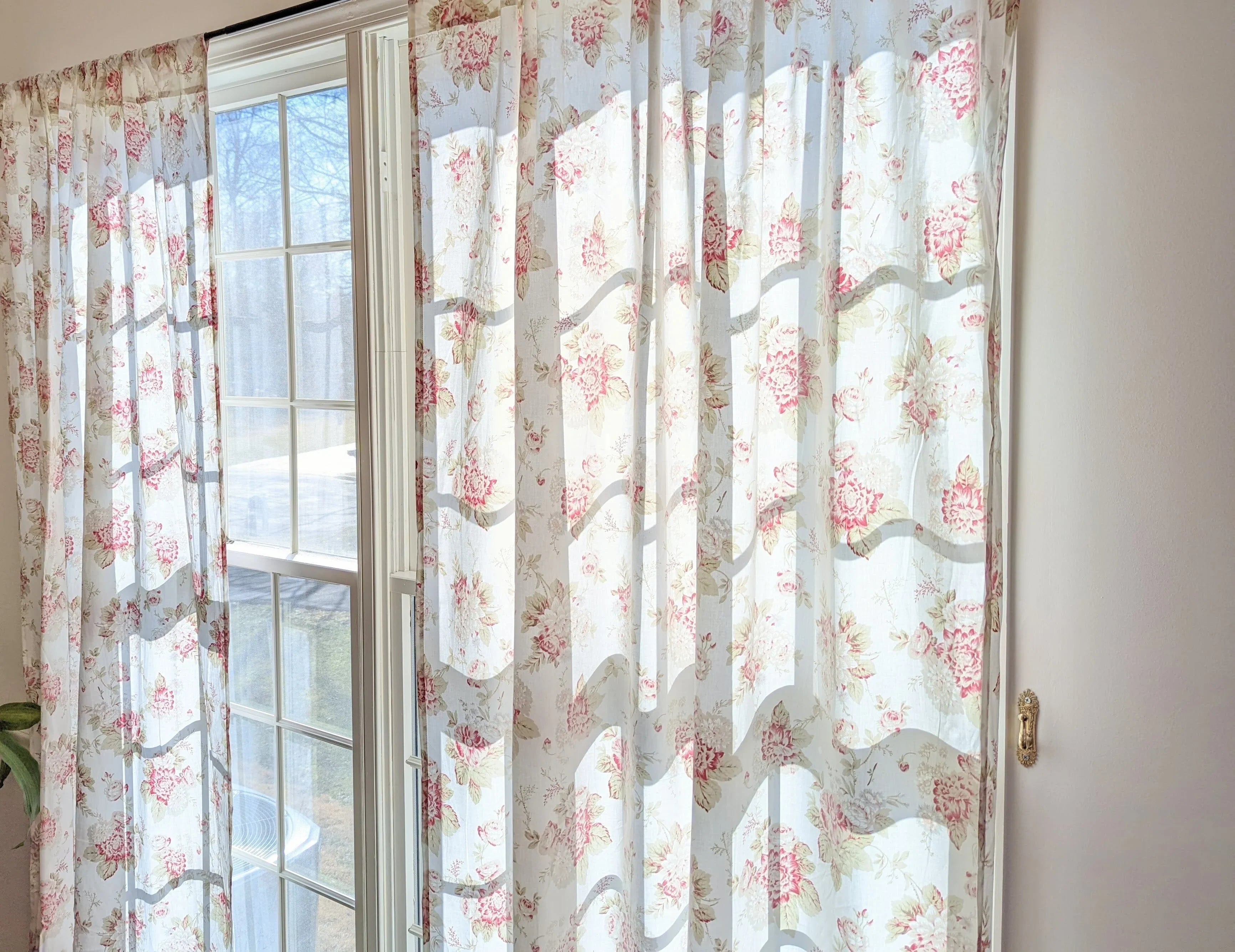 DaDa Bedding Set of 2-Pieces Hint of Mint Dainty Floral Pink Roses Cottage Sheer Window Panel Curtains (JHW3036) DaDalogy Bedding Collection