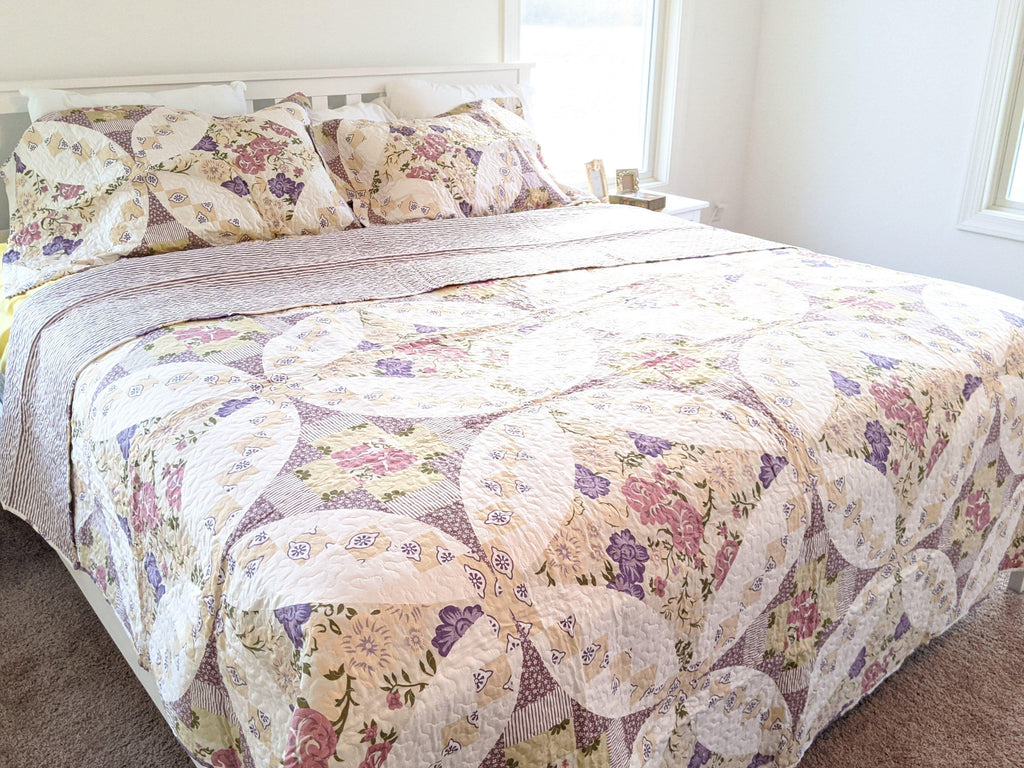 DaDa Bedding Wisteria Cottage Roses Floral Lightweight Quilted Bedspread Set (HS-1003) DaDalogy Bedding Collection
