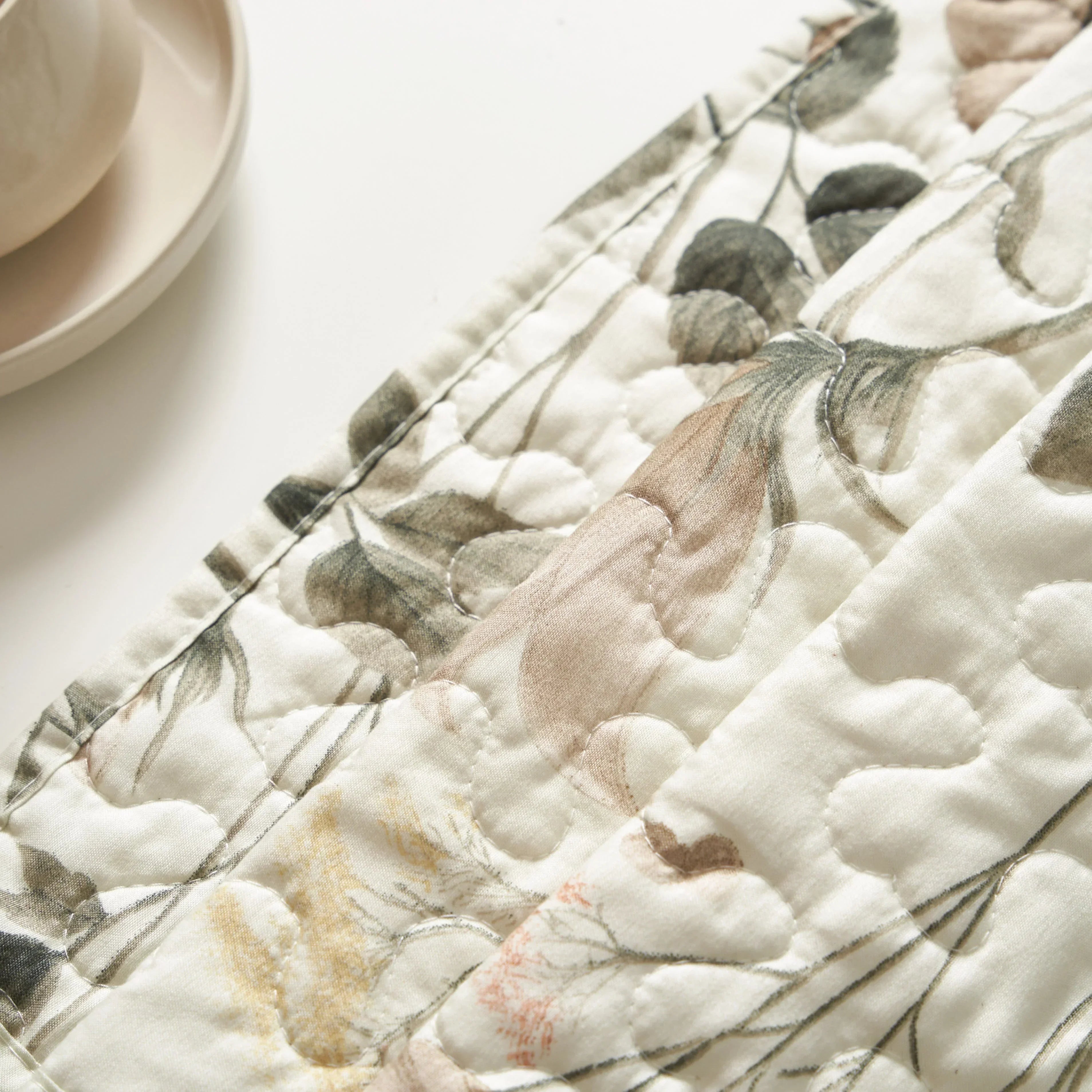DaDalogy Enchanted Meadow Placemats - Set of 4, Floral Elegance in Beige, Rose, and Soft Green, Premium Soft Microfiber, Perfect for Any Meal, 13x19 Inches DaDalogy Bedding Collection