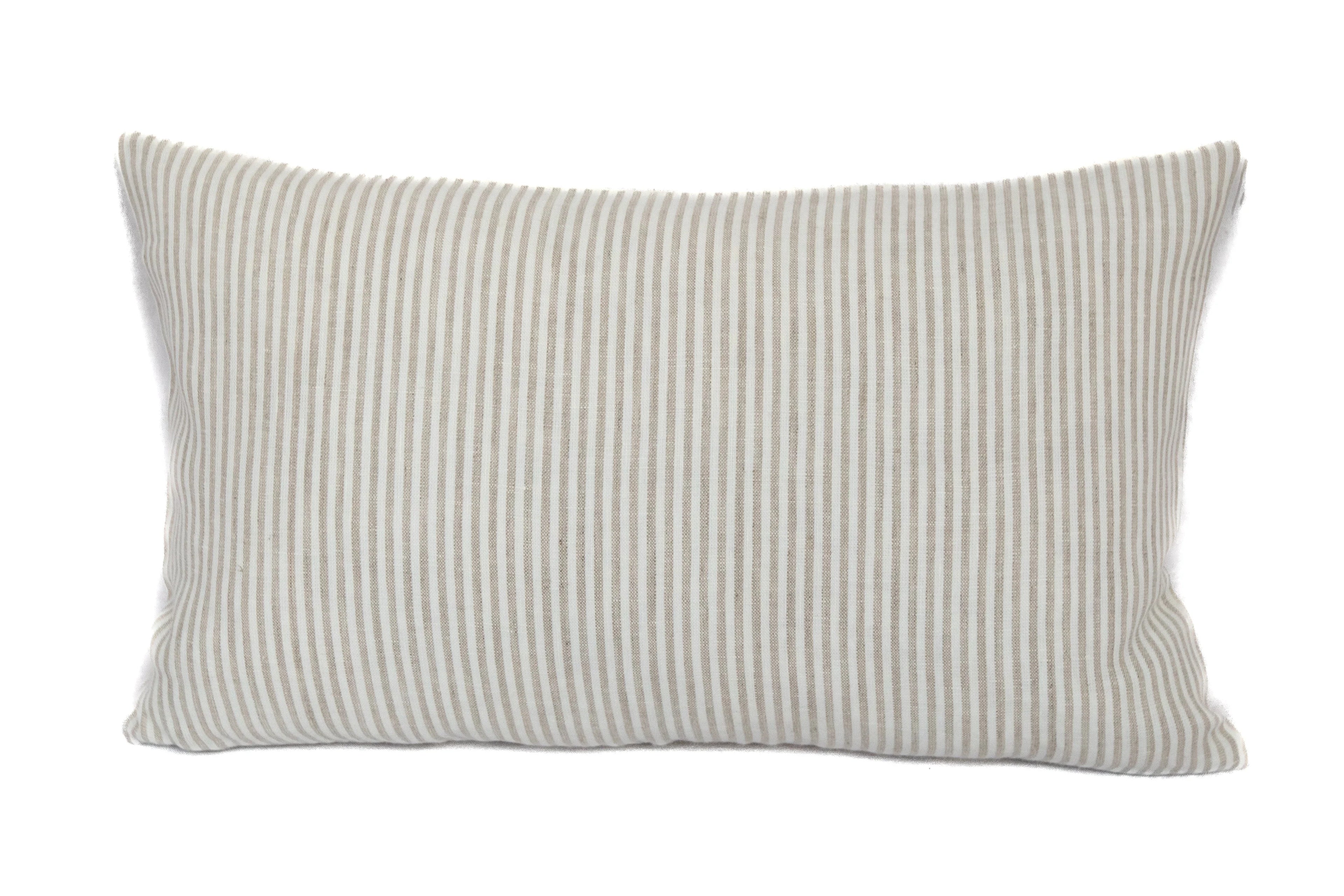 Dale, back view - House Of Avana