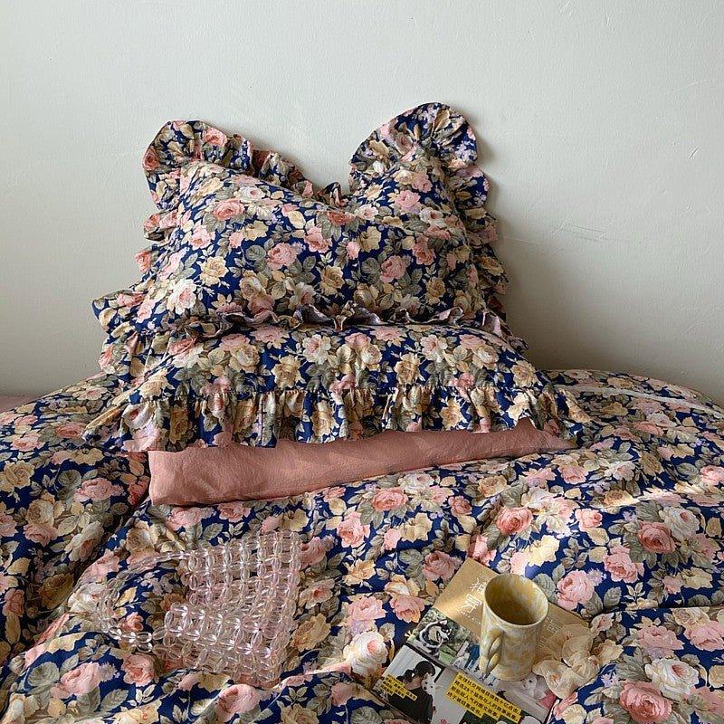Dark Garden Floral Bedding Set / Beige Mix Ever Lasting